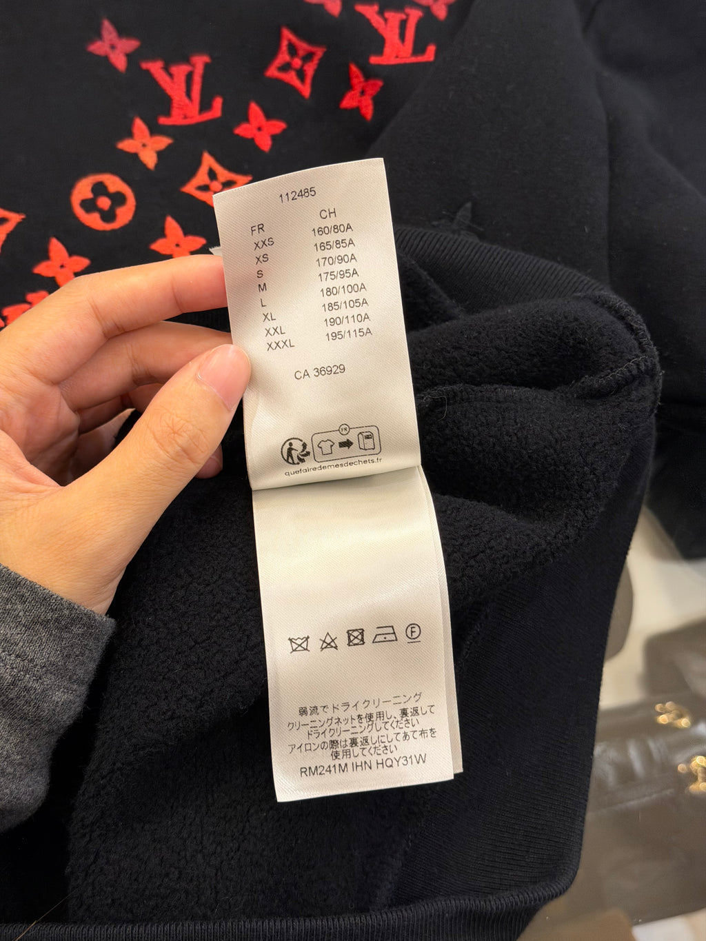 Louis Vuitton Embroidered
Multi Color Gradient
Crewneck