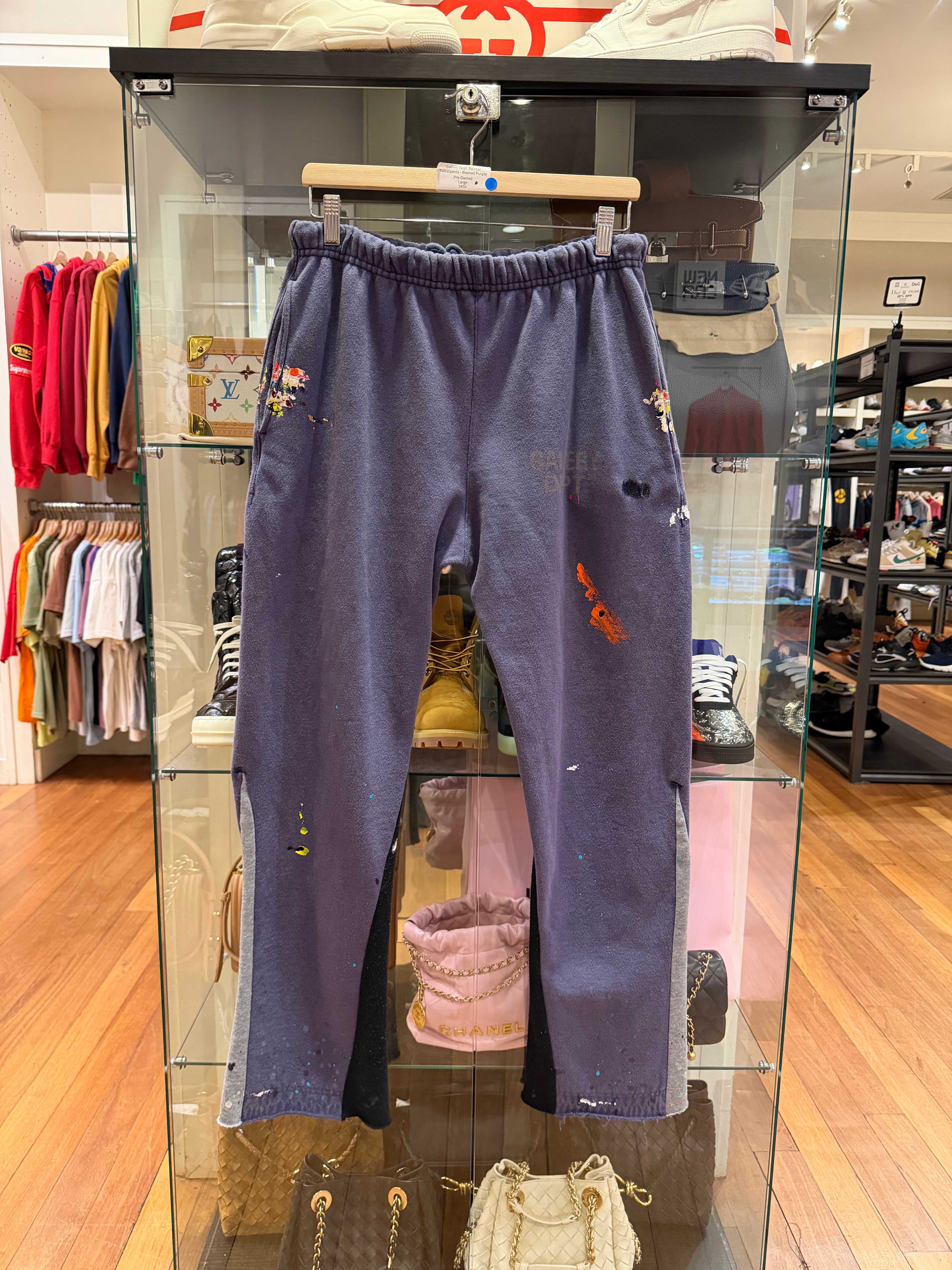 Gallery Dept. Painter
Sweatpants - Washed Purple