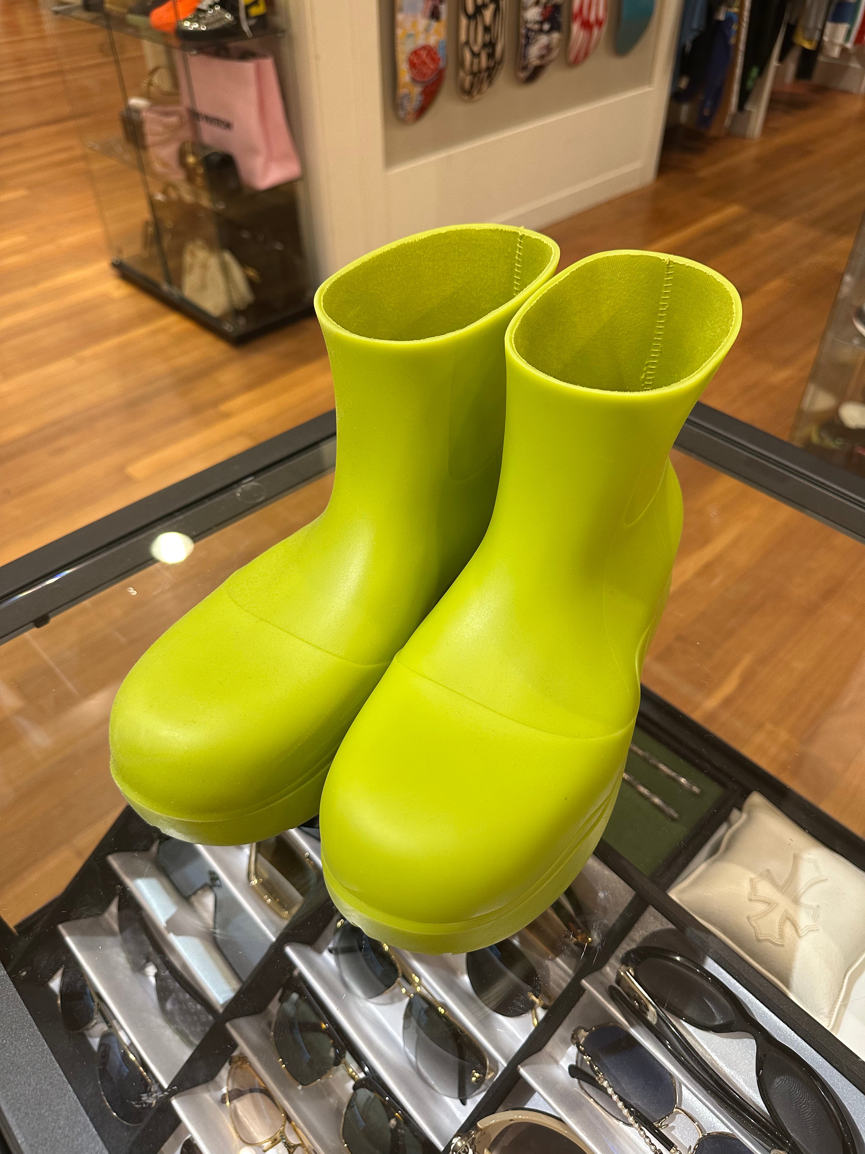 Bottega Veneta Puddle Boots