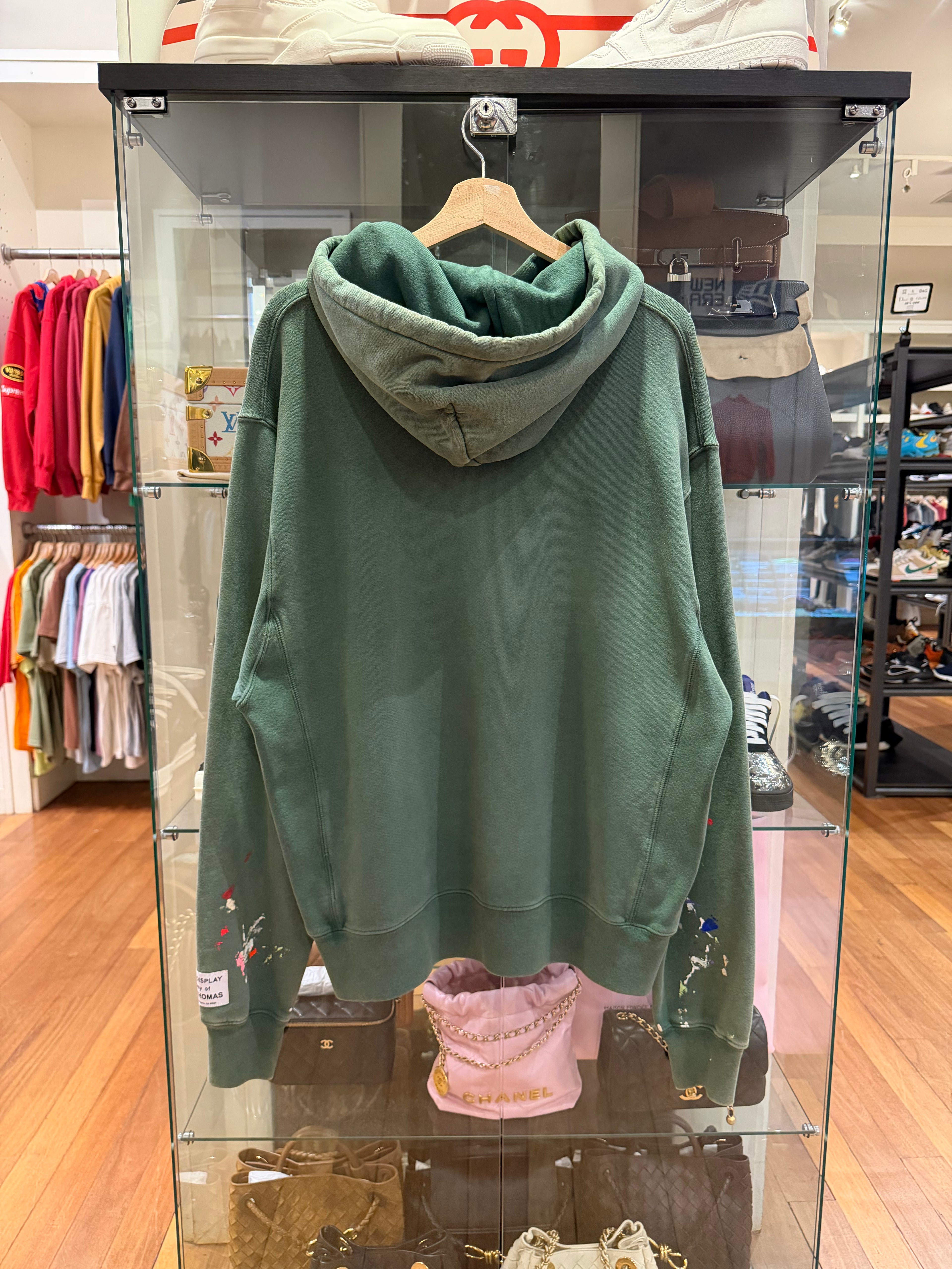 Gallery Dept. Center Logo
Hoodie - Green