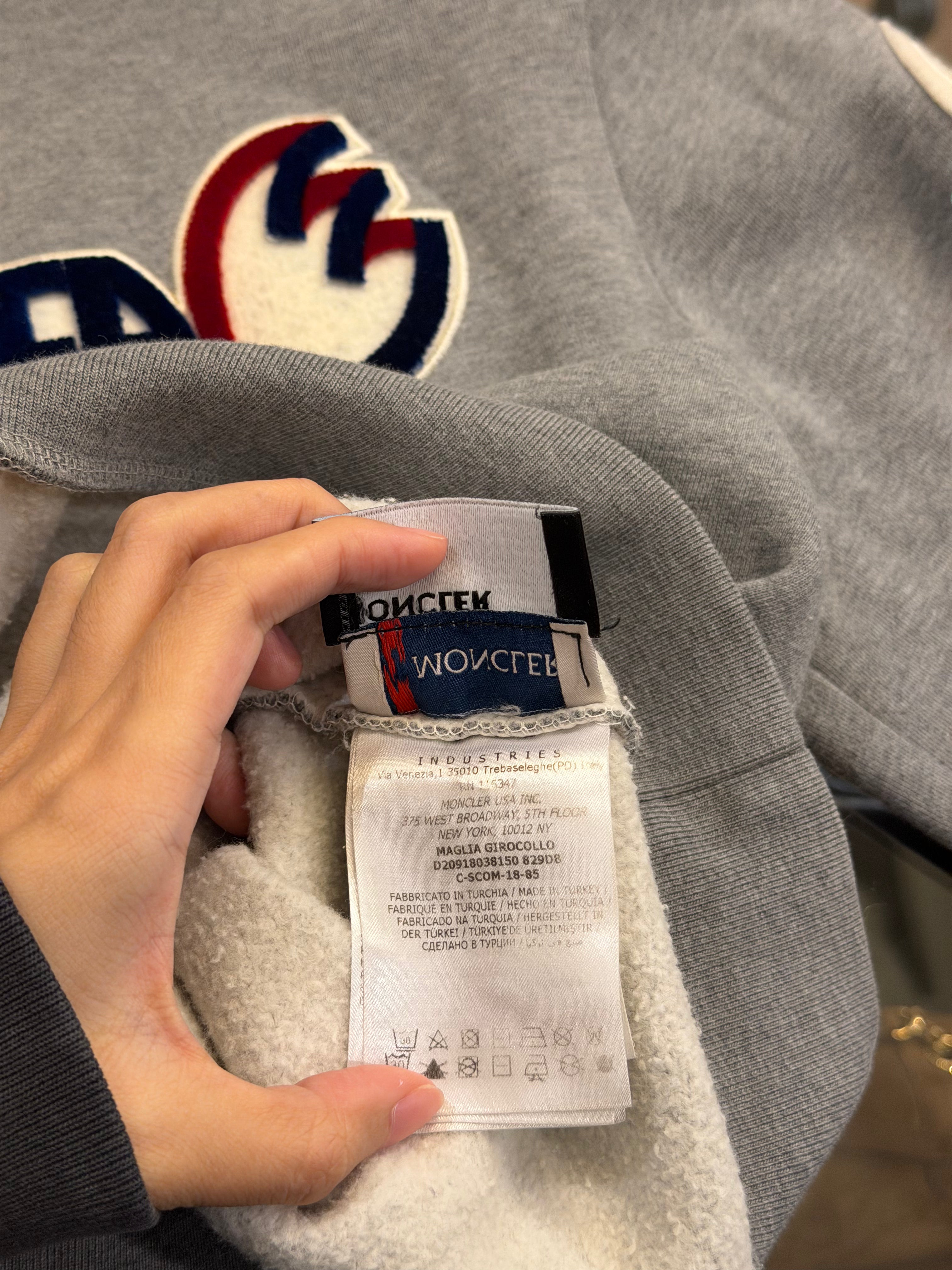 Moncler Genius 2 1952 Logo
Crewneck - Grey