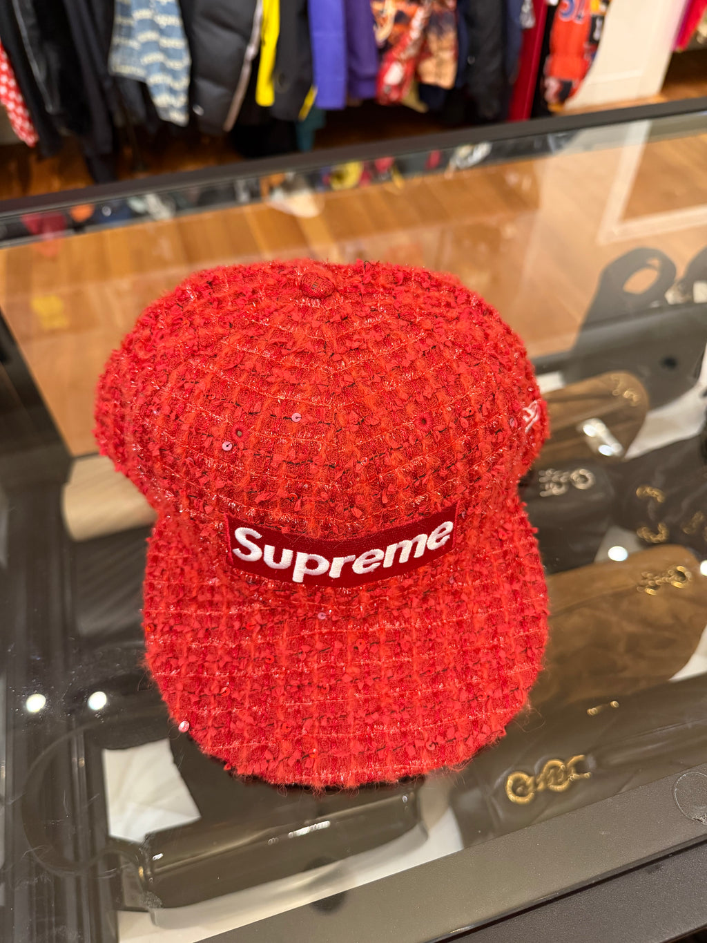 Supreme Bouclé Box Logo New Era®
59FIFTY Fitted Cap