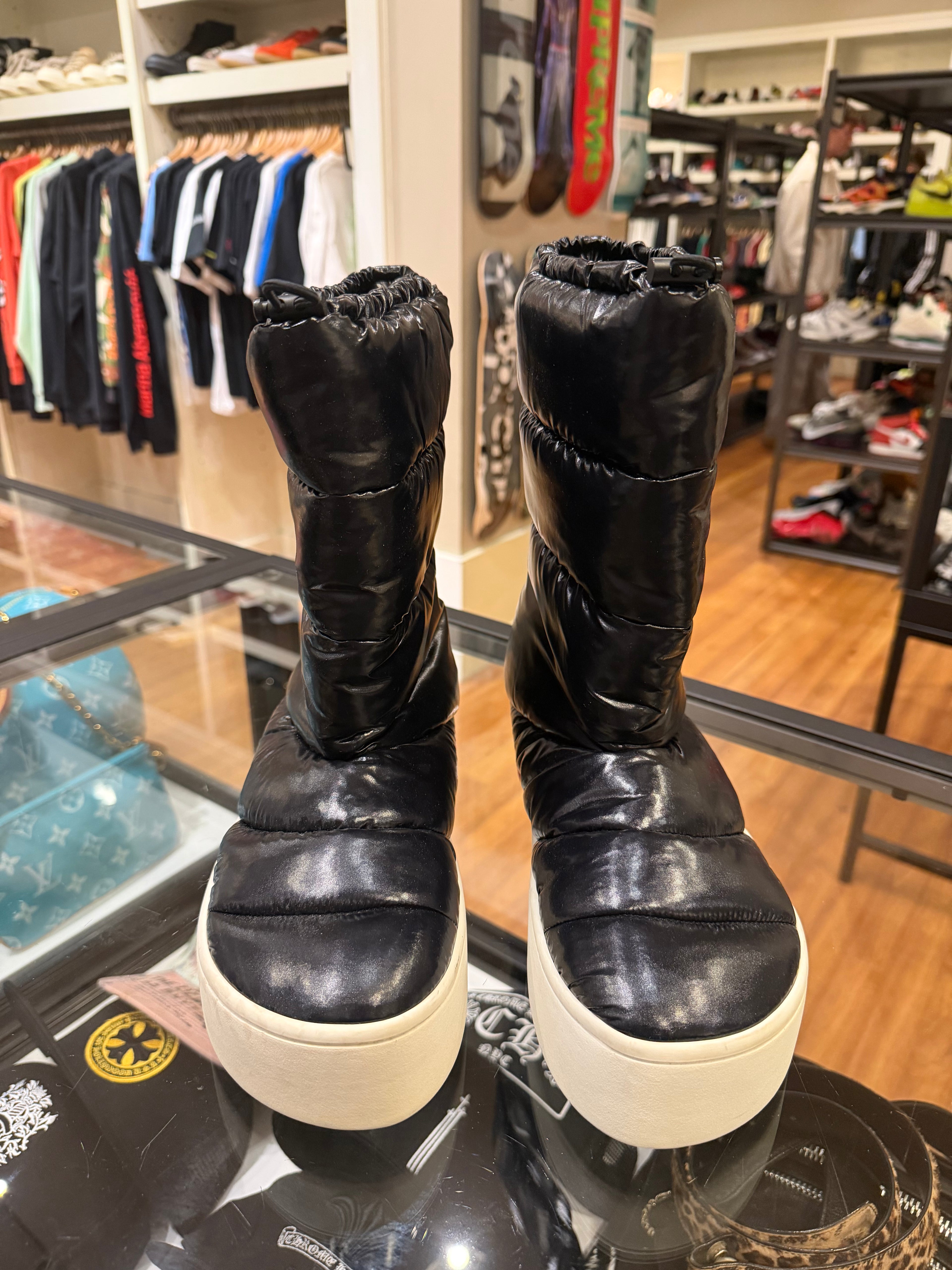 Marni Padded Boot- Black