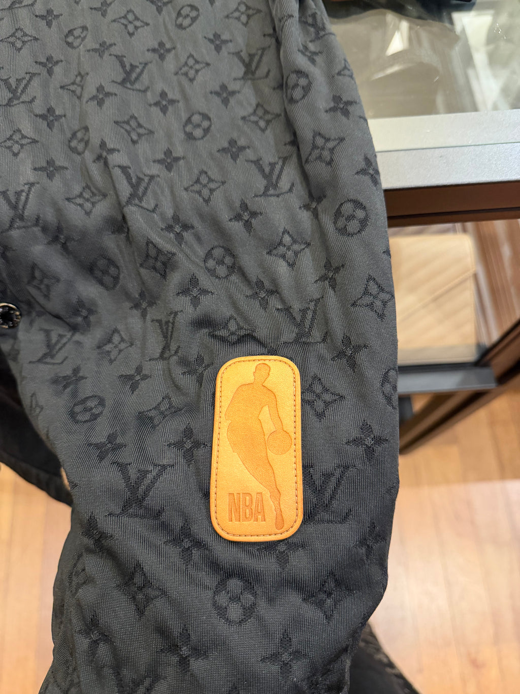 Louis Vuitton x NBA
Monogram Button Up Shirt