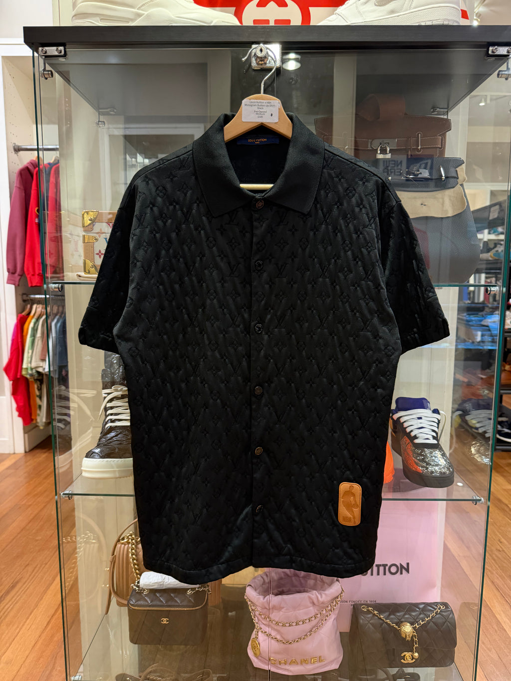 Louis Vuitton x NBA
Monogram Button Up Shirt