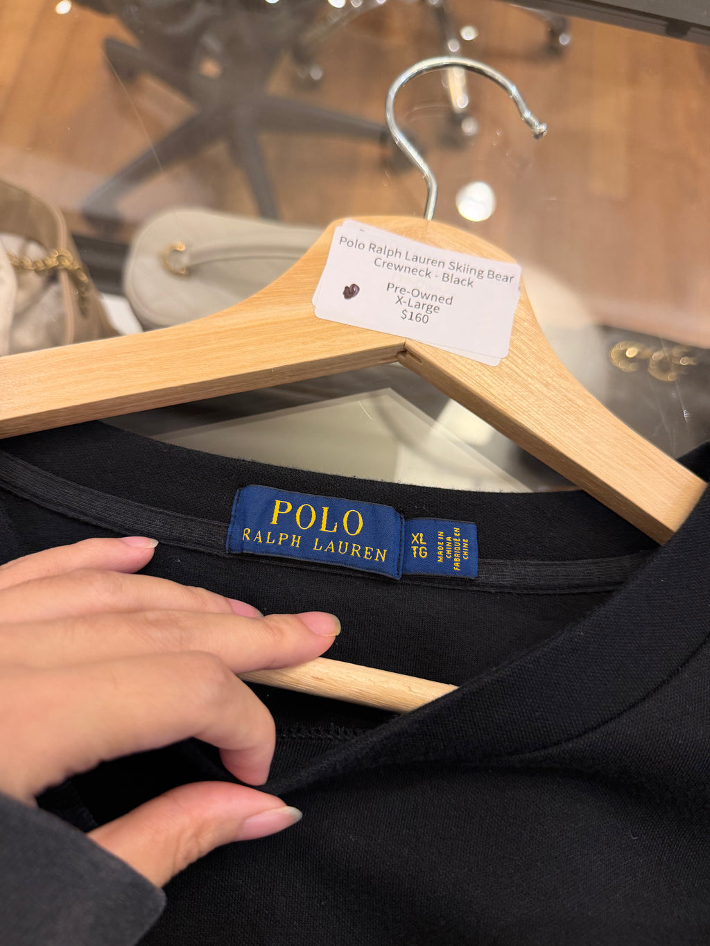 Polo Ralph Lauren Skiing Bear
Crewneck