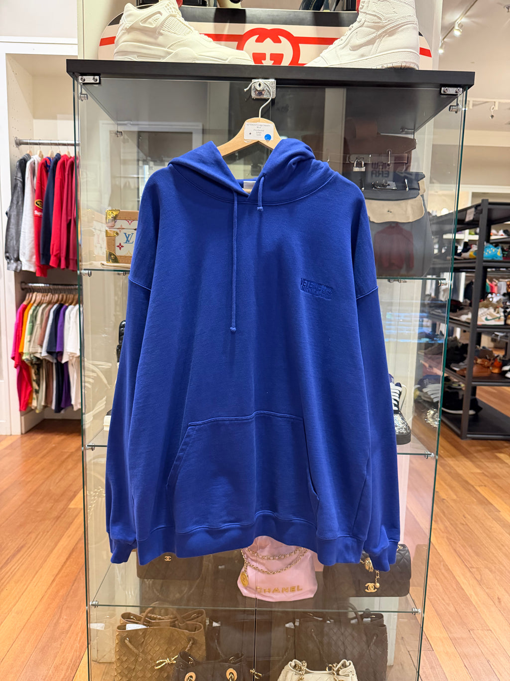 VETEMENTS Logo Hoodie