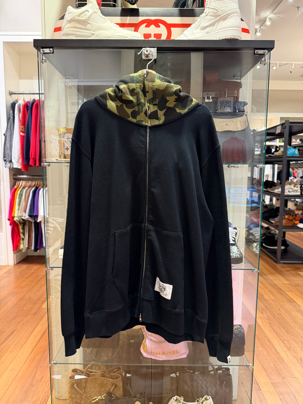 BAPE Embroidered Scuba
Hoodie -Black/Camo