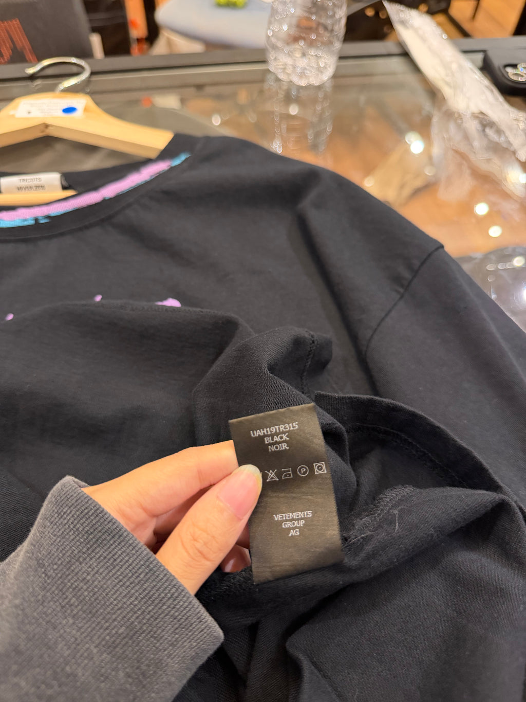 Vetements 'Elephant in the Room' Grpahic Tee
