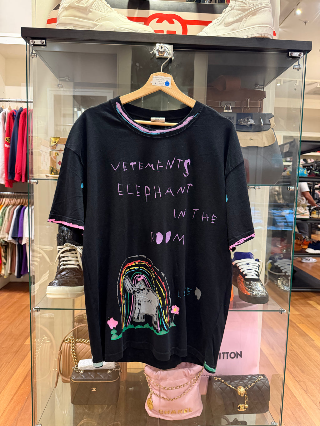 Vetements 'Elephant in the Room' Grpahic Tee