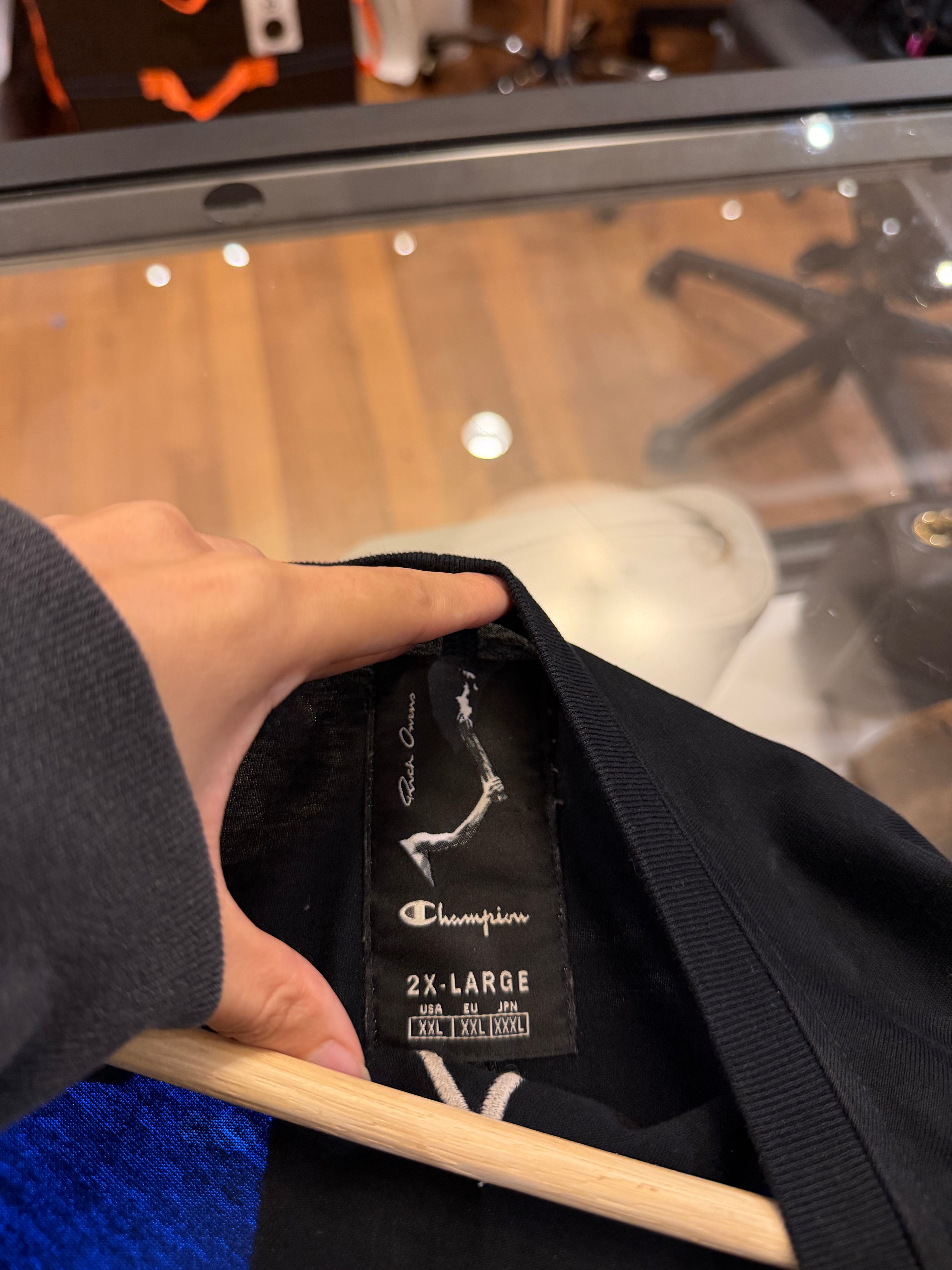 Rick Owens x Champion
Cropped Tee