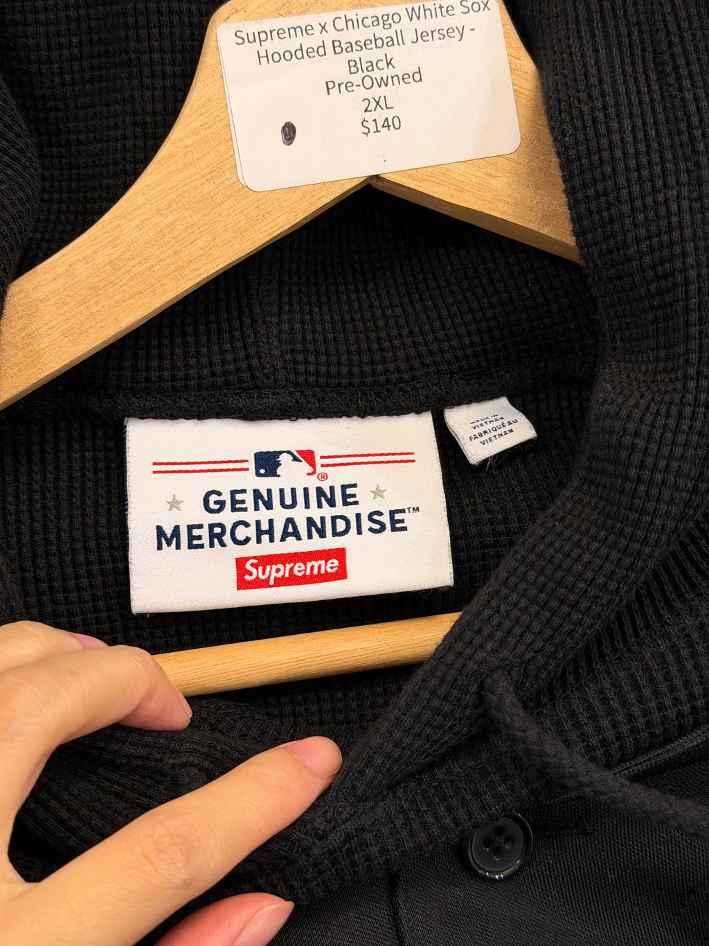 Supreme x Chicago White Sox
Hooded Baseball Jersey-
Black