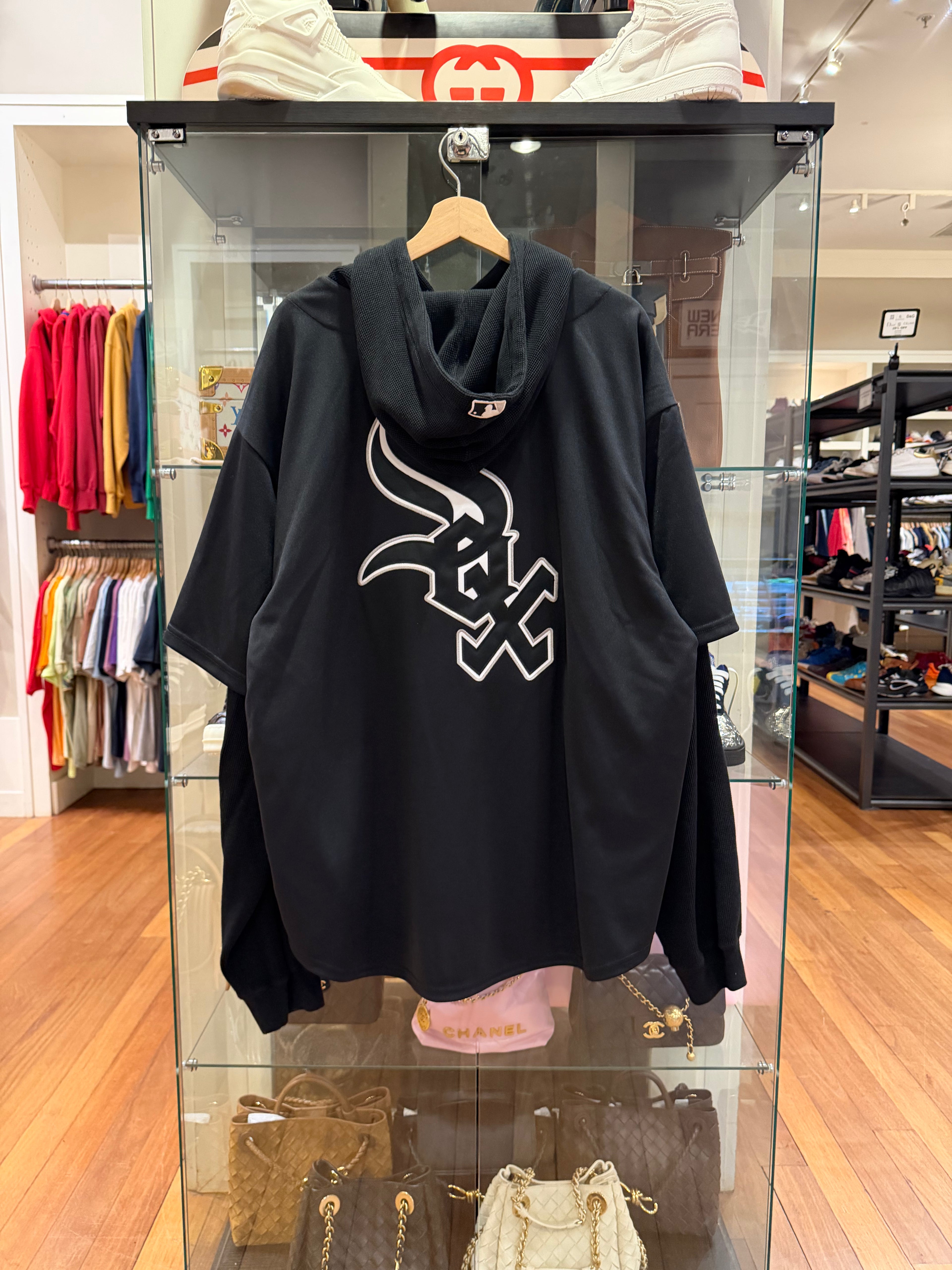 Supreme x Chicago White Sox
Hooded Baseball Jersey-
Black