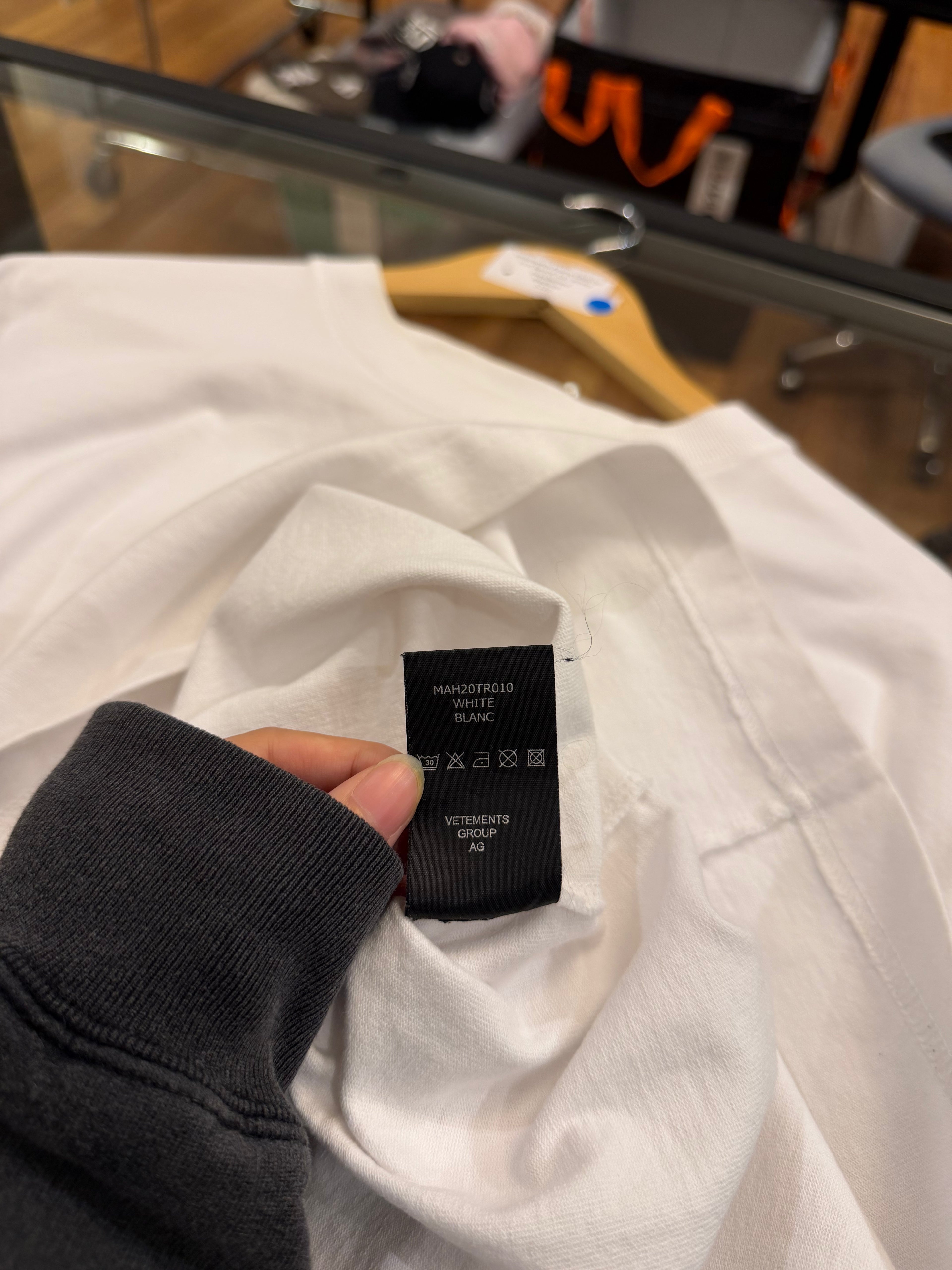 Vetements Flame Chili Oil
'Hot Sauce' LS