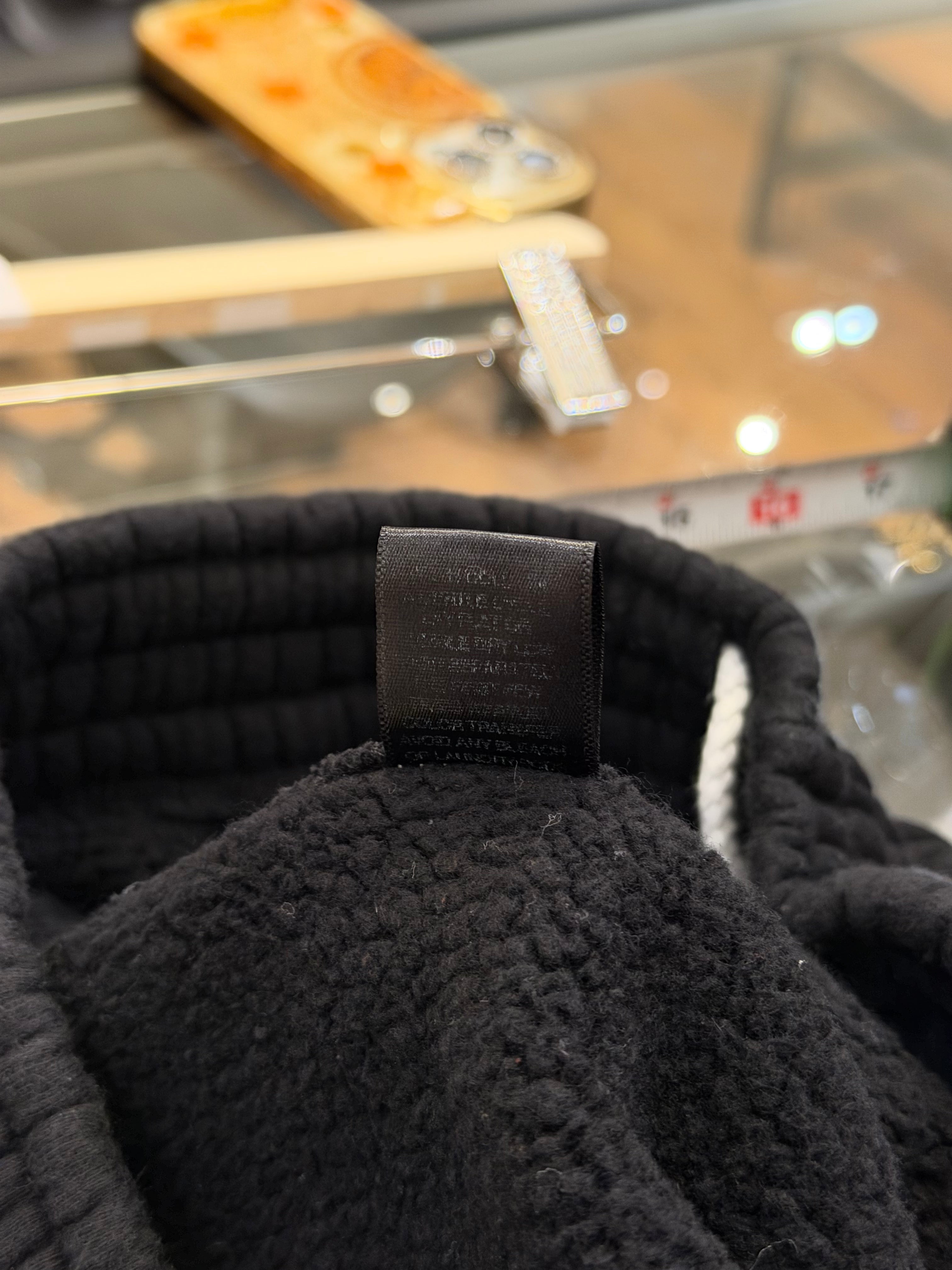 Raspberry Hills Sweatpants - Black