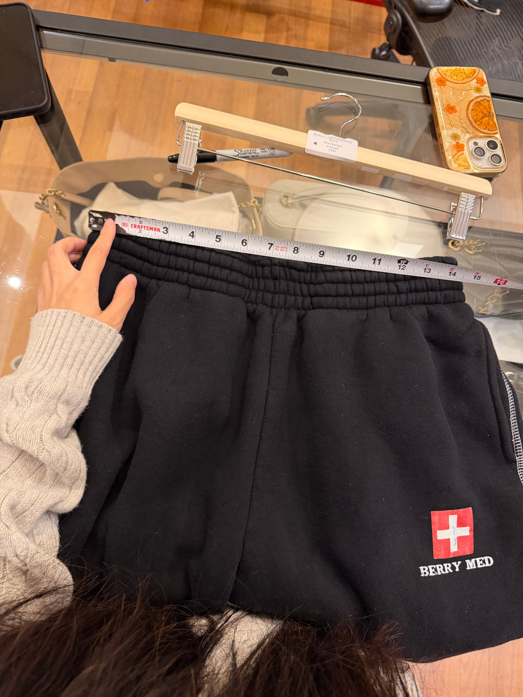 Raspberry Hills Sweatpants - Black