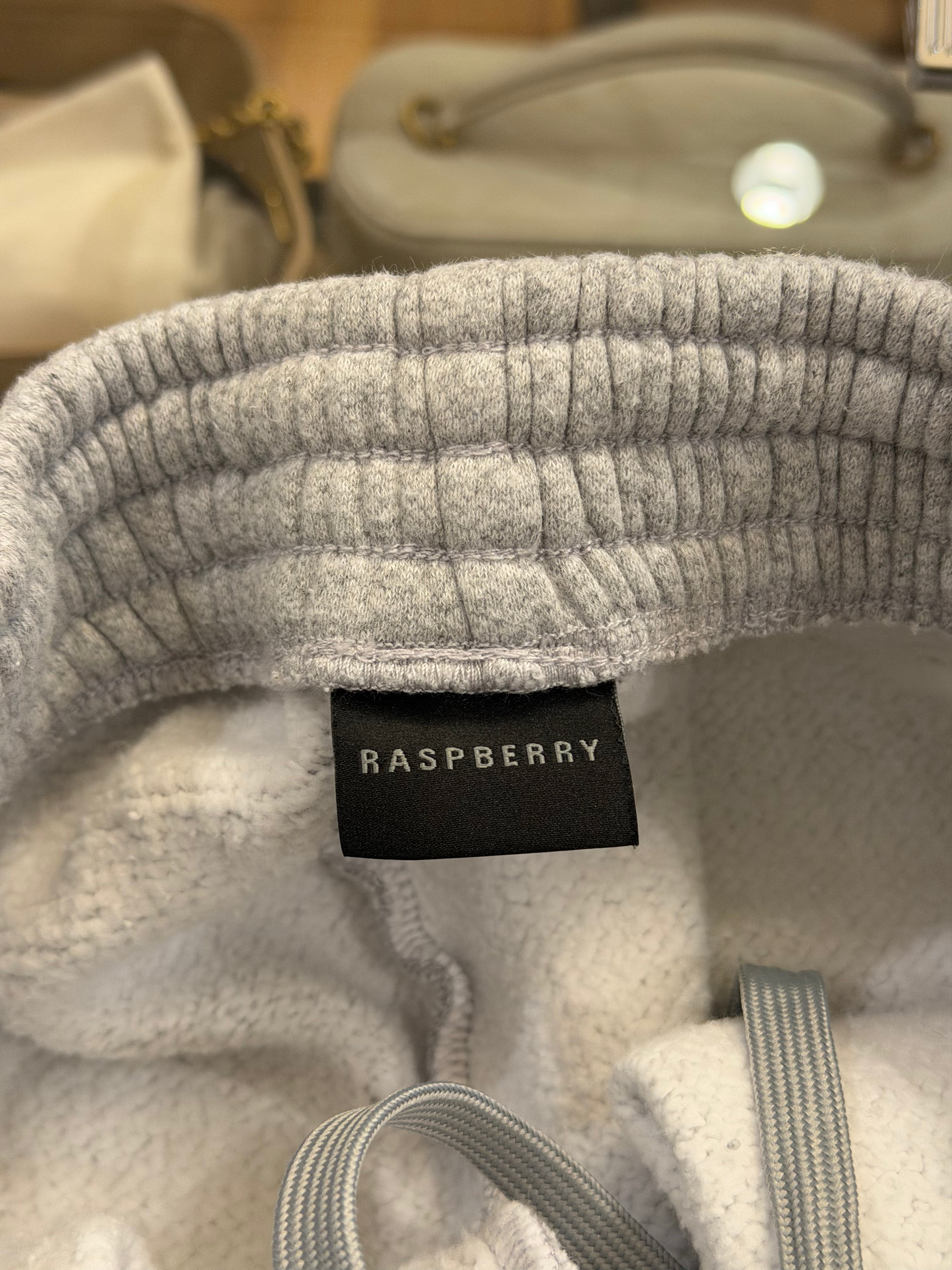 Raspberry Hills Sweatpants - Grey