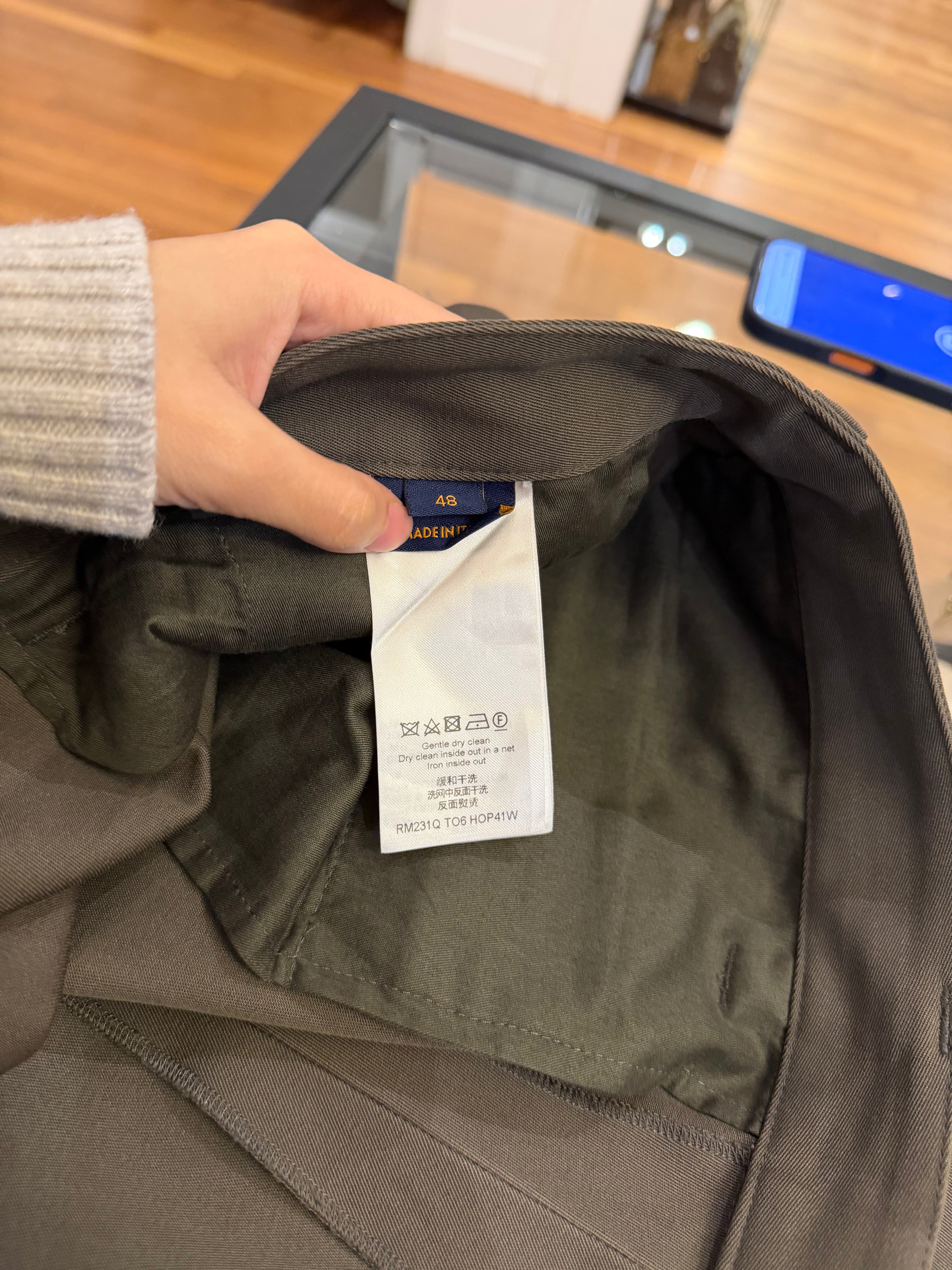 Louis Vuitton Staple Formai
Cotton Cargo Joggers