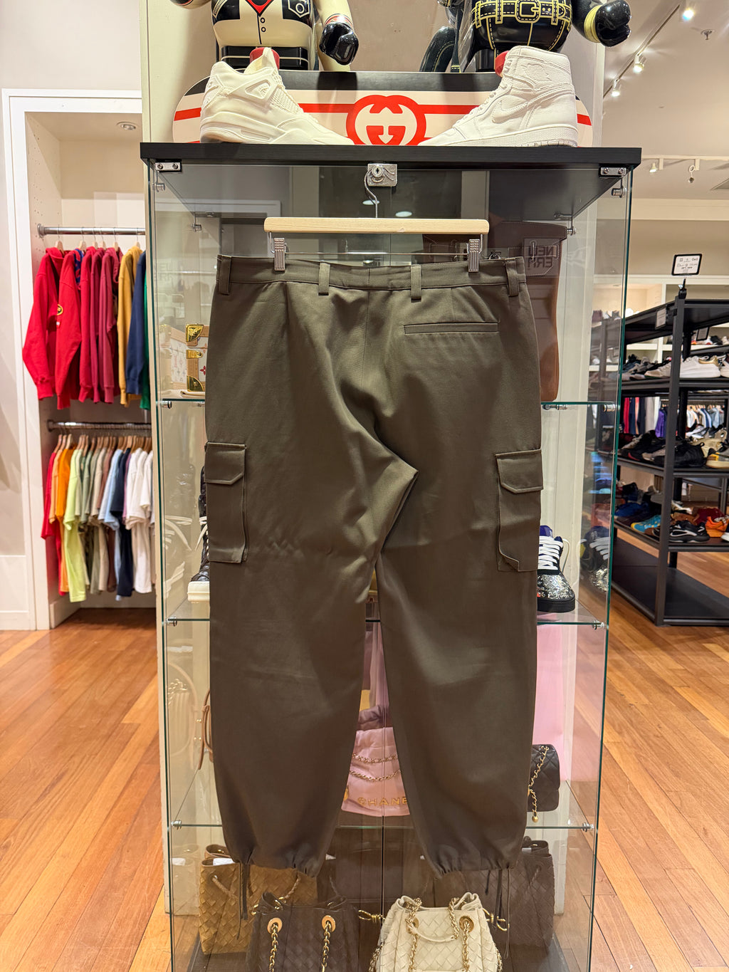 Louis Vuitton Staple Formai
Cotton Cargo Joggers