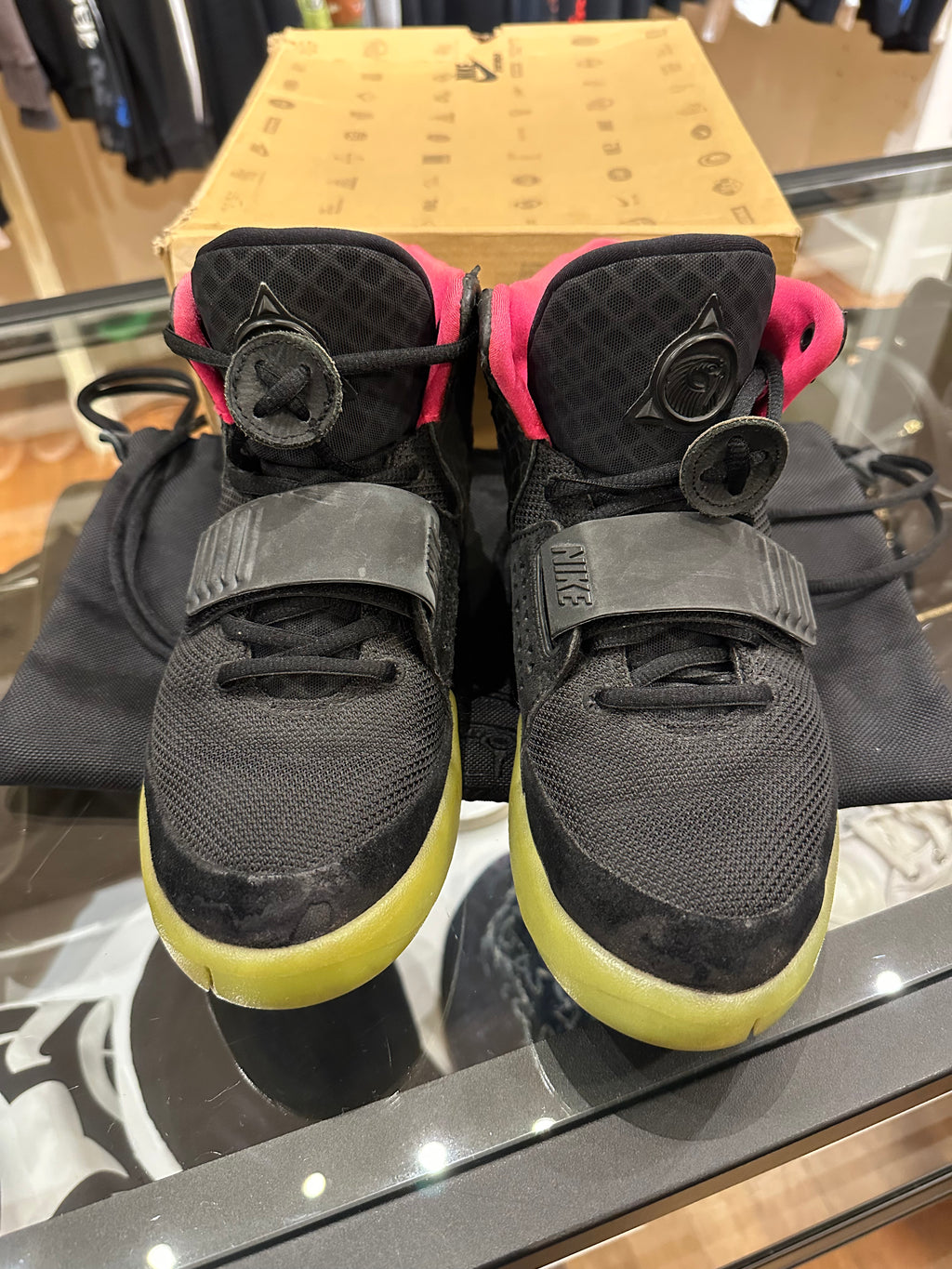 Nike air Yeezy 2 “Solar”