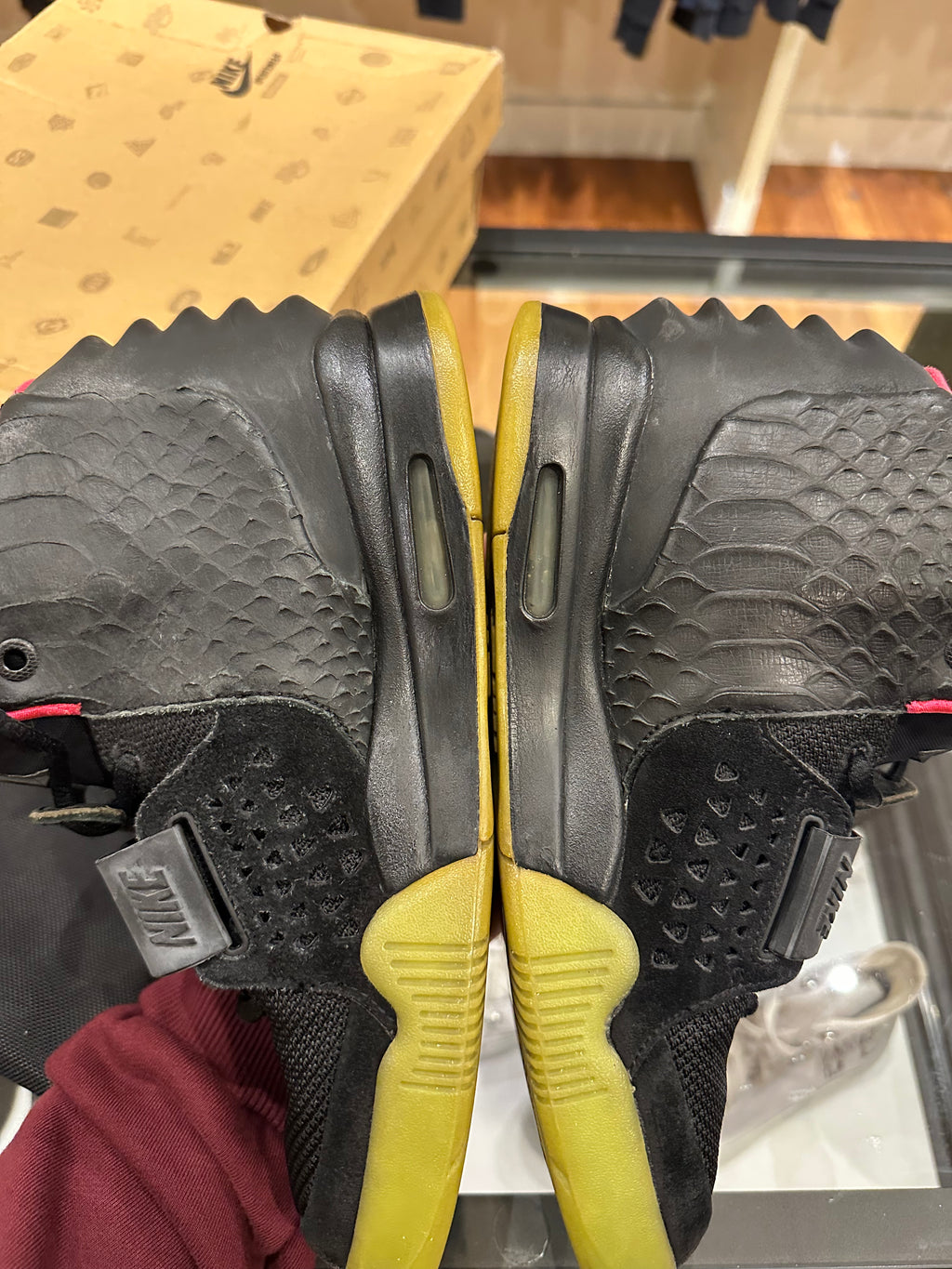 Nike air Yeezy 2 “Solar”
