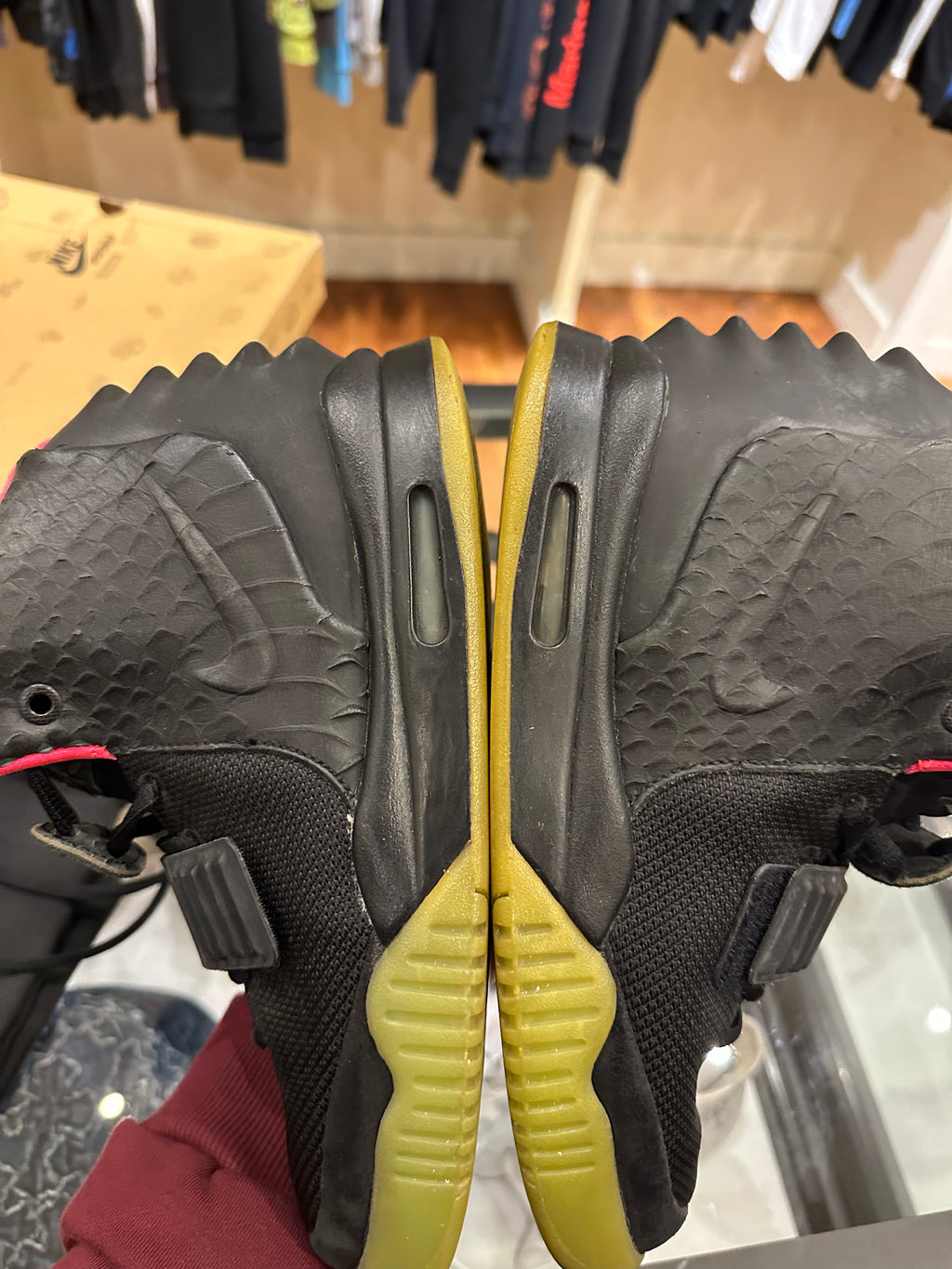 Nike air Yeezy 2 “Solar”