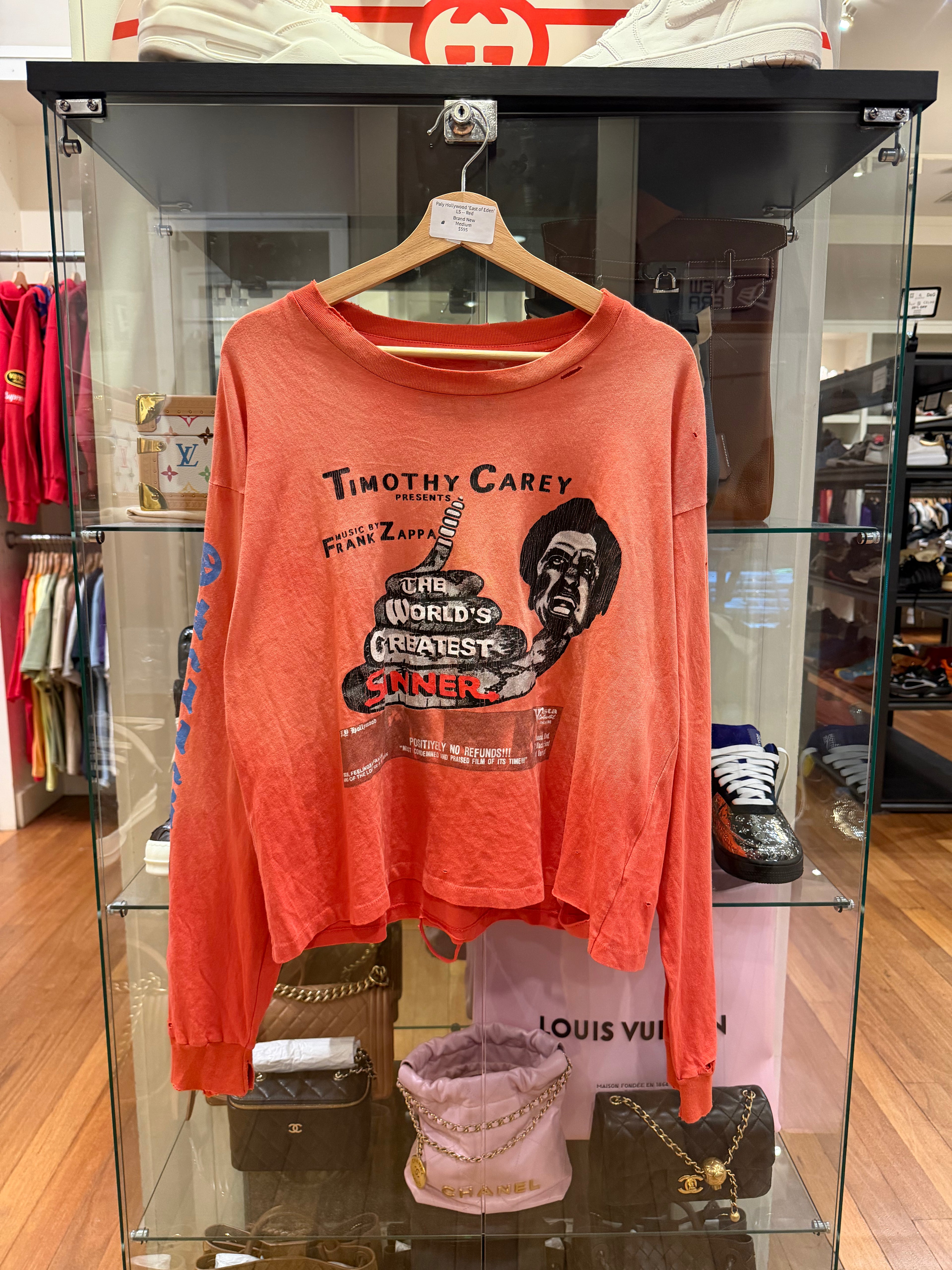 Paly Hollywood 'East of Eden'
LS -- Red