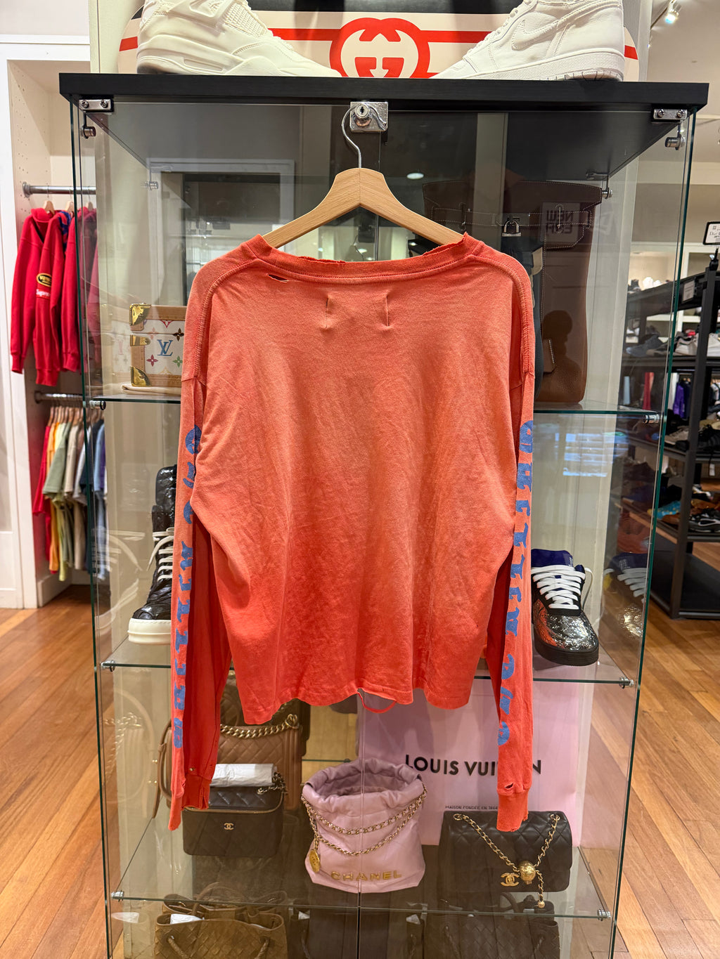 Paly Hollywood 'East of Eden'
LS -- Red