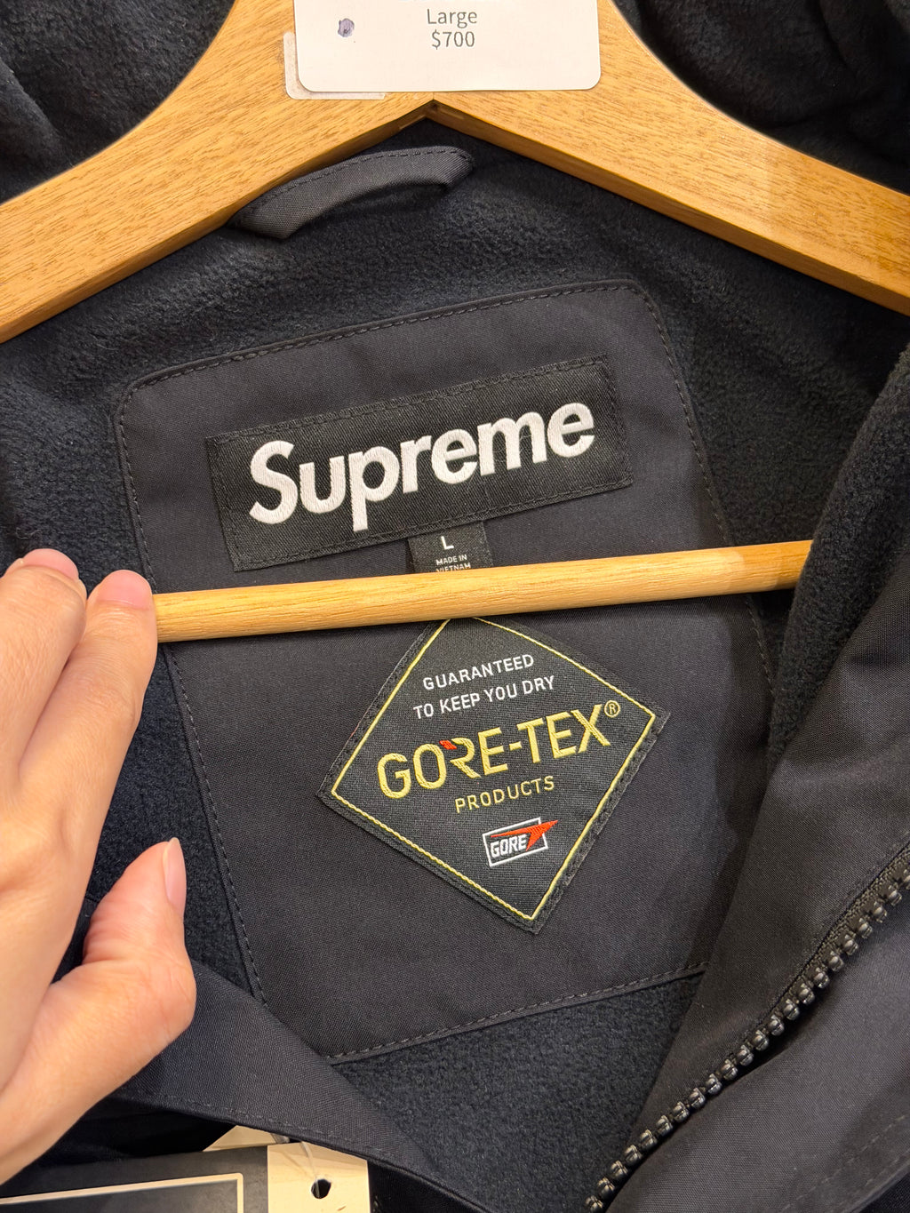 Supreme AOl Gore-Tex Hooded Jacket - Black