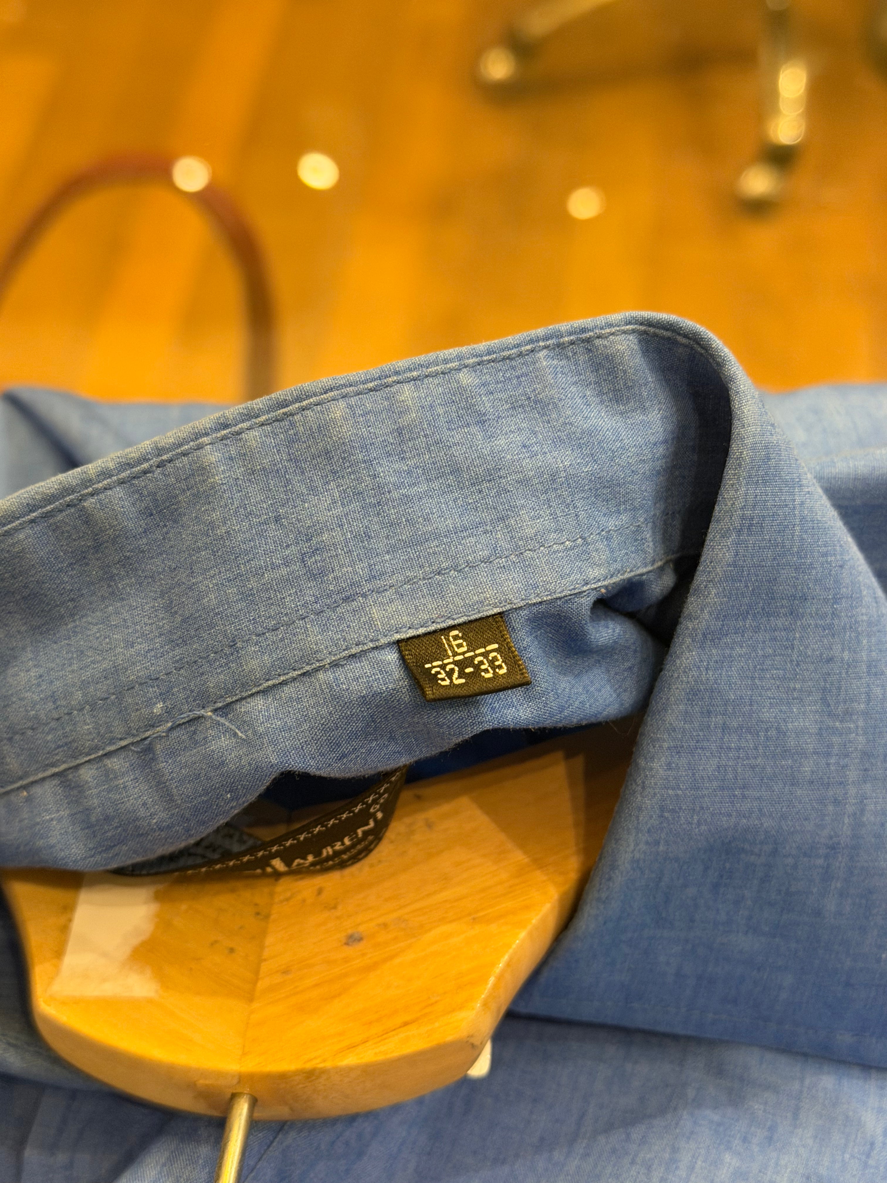 Yves Saint Laurent Button Up
Short Sleeve