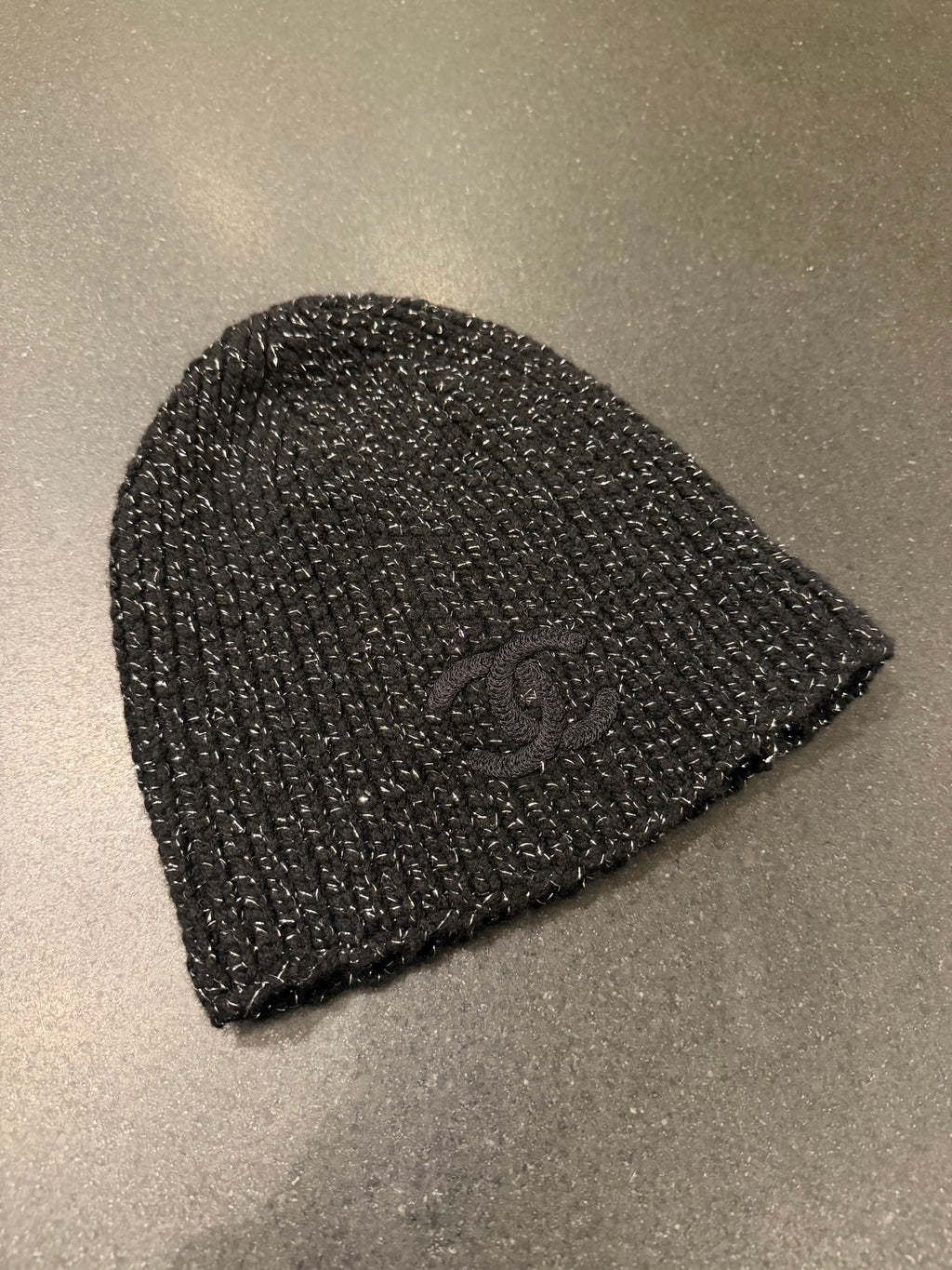 Chanel Silver Metallic Cashmere Beanie - Black