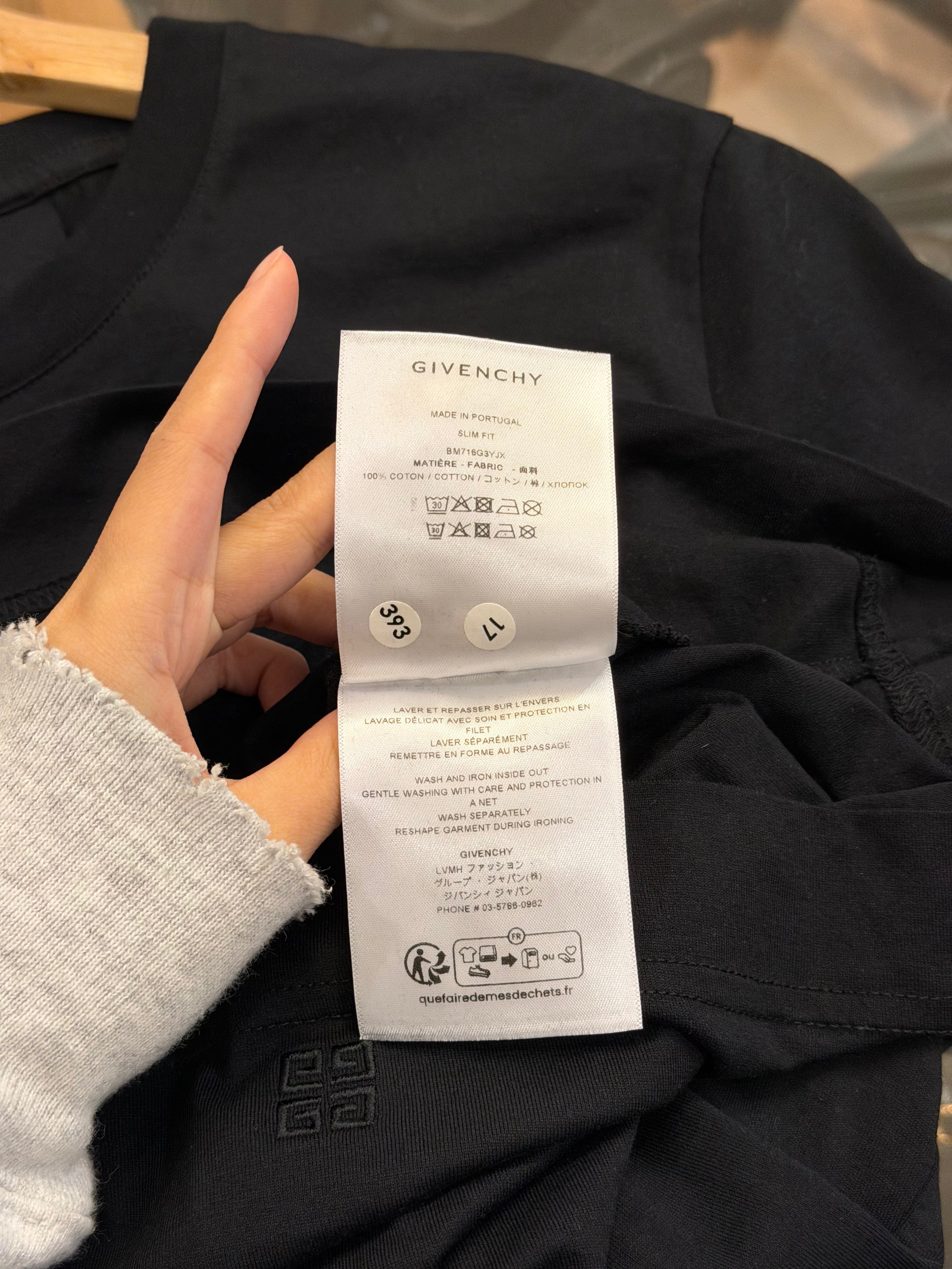 Givenchy 4G Floral Logo Tee -
Black