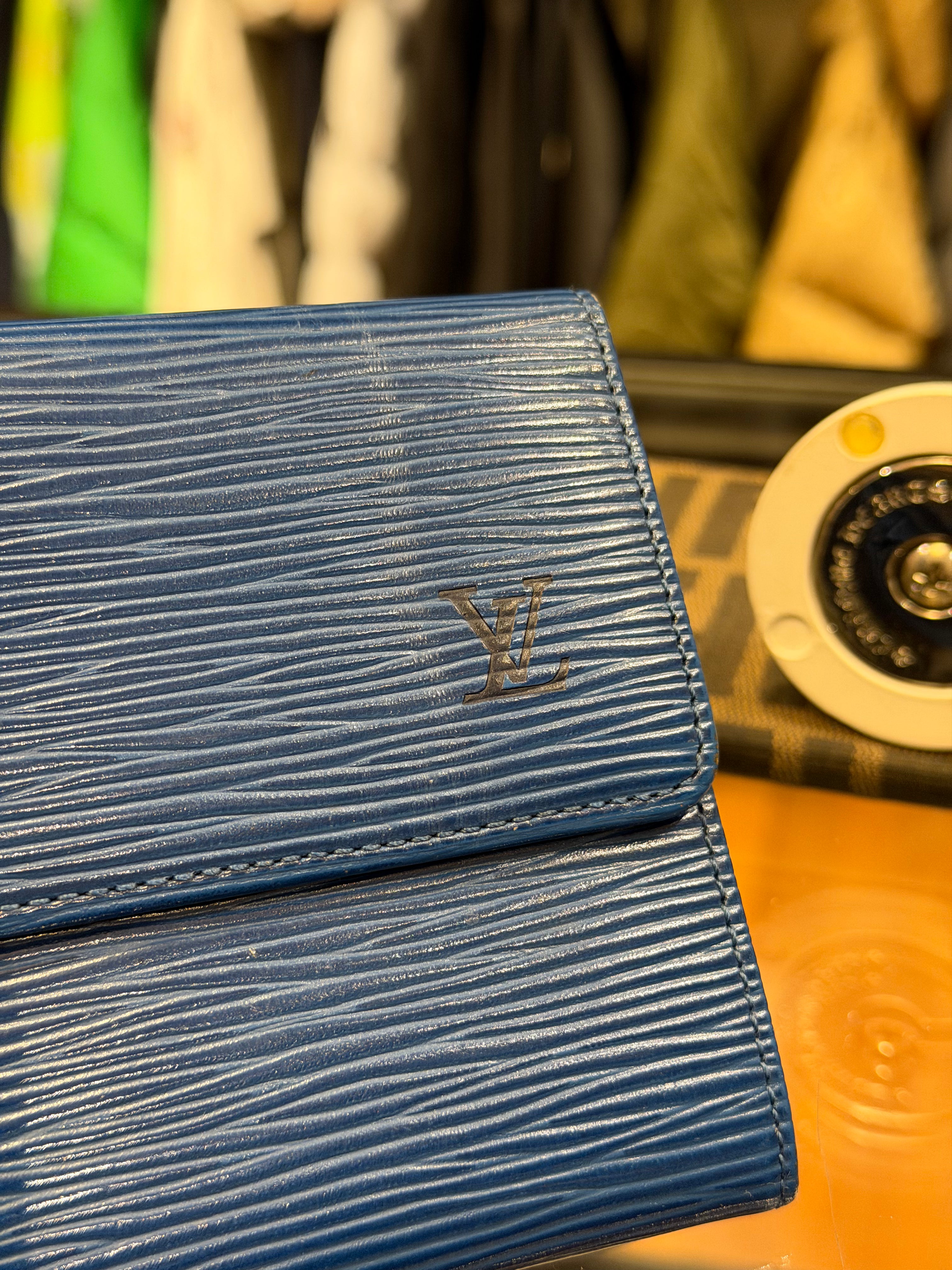Louis Vuitton Toledo Blue Epi Leather Sarah Wallet