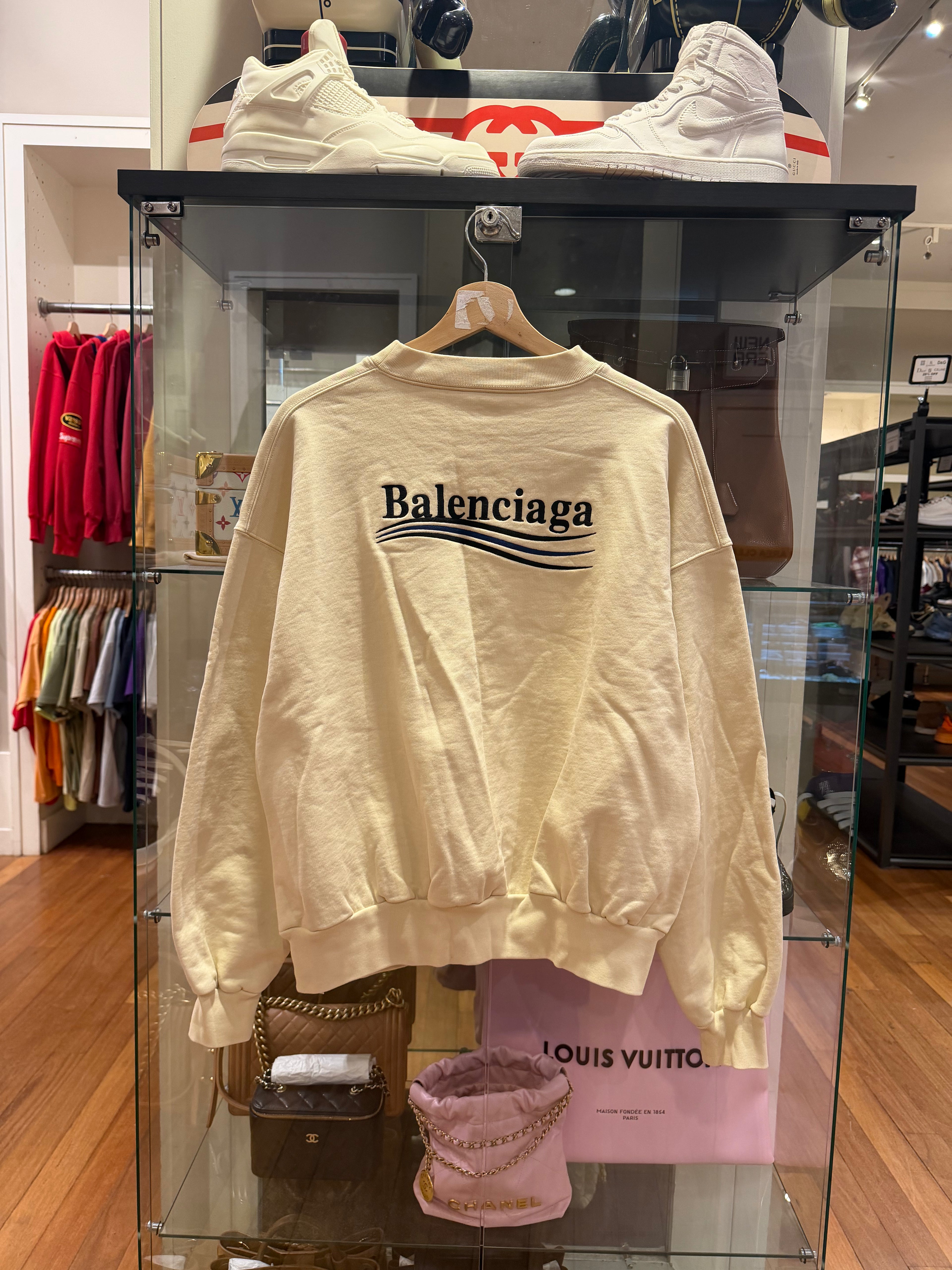 Balenciaga Campaign Logo
Crewneck - Cream