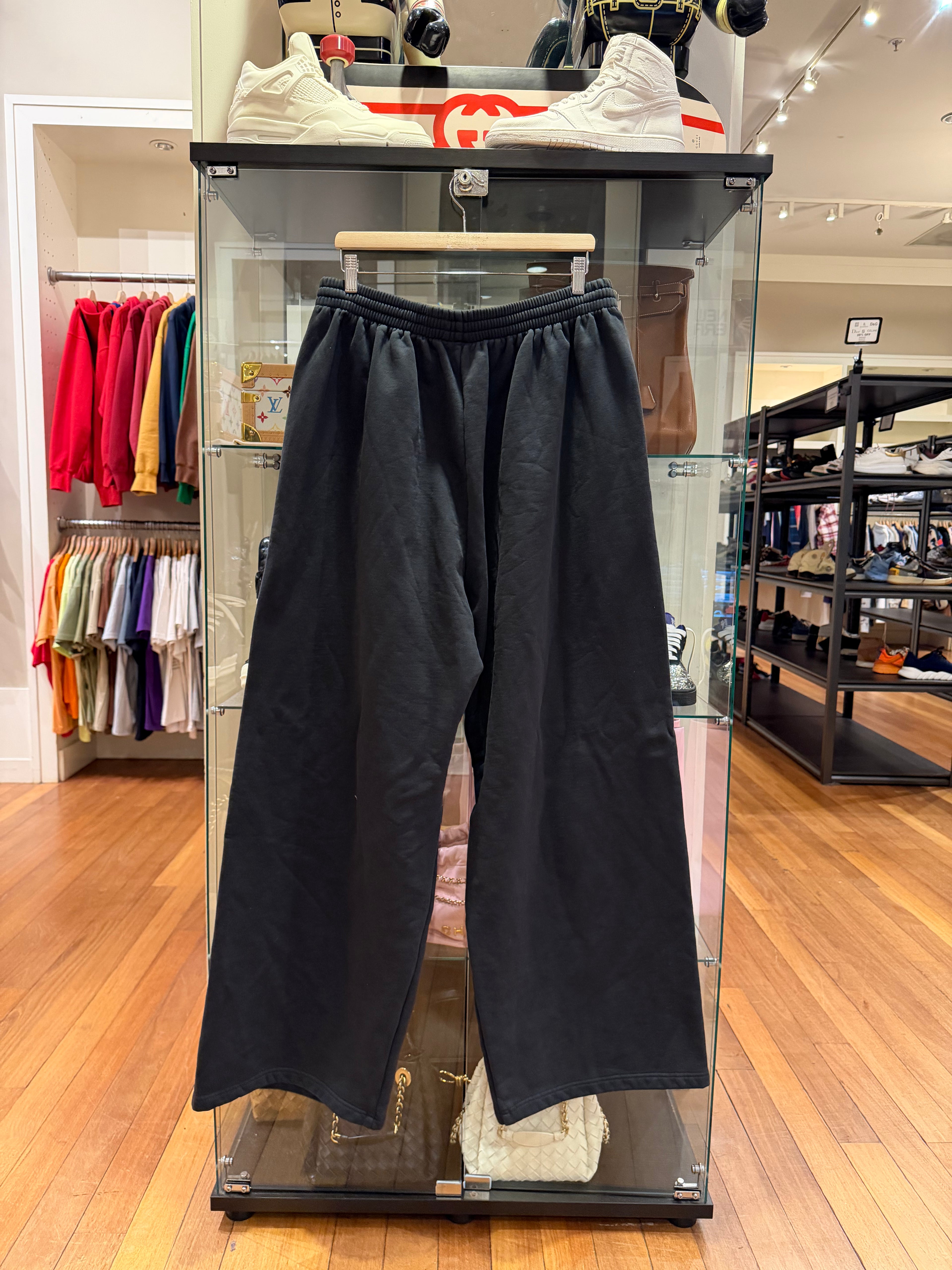 Balenciaga x Under Armour Baggy Sweatpants - Washed
Black