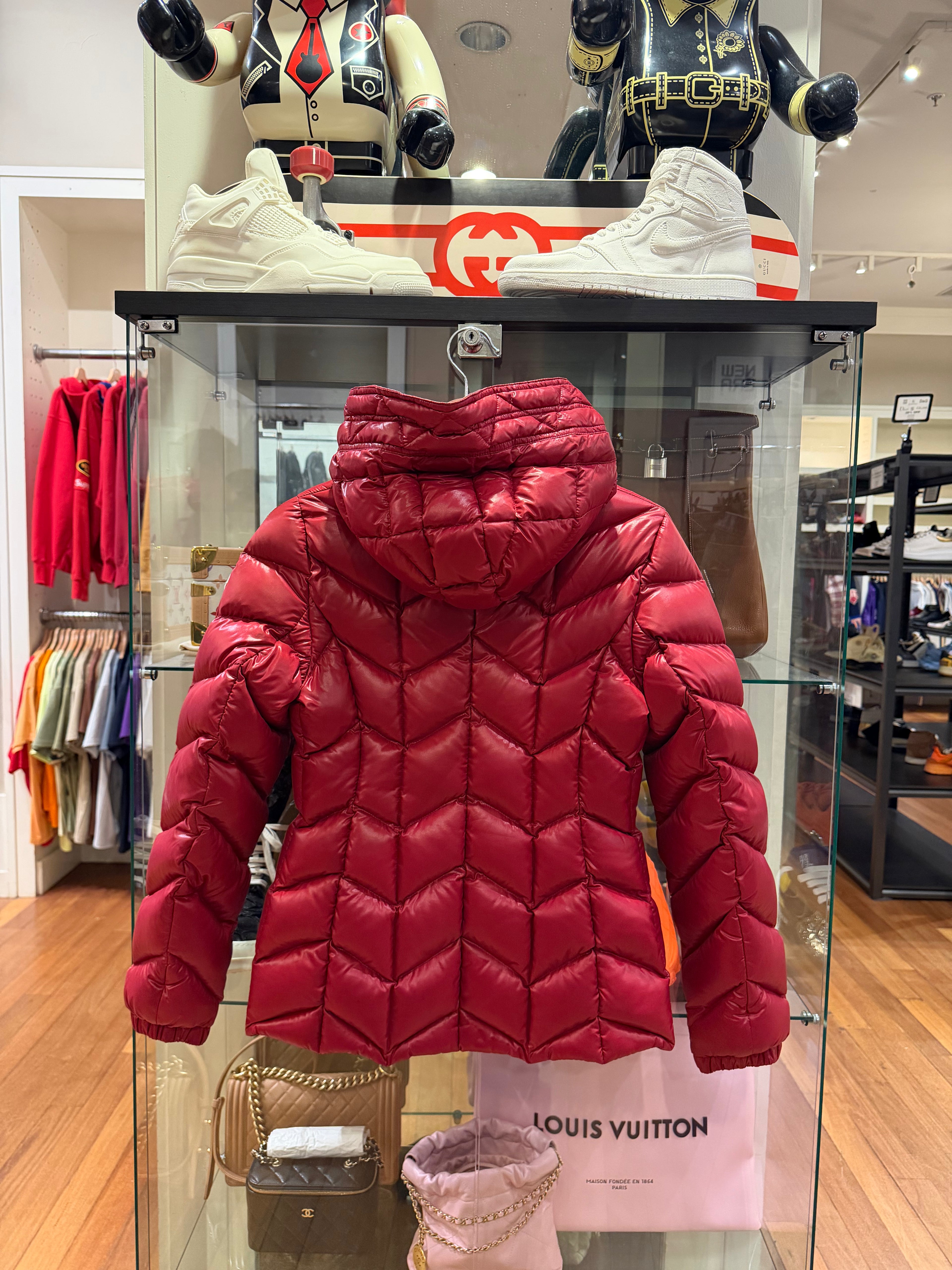 Moncler Badete Guibboto
Puffer Jacket - Red (WMNS)