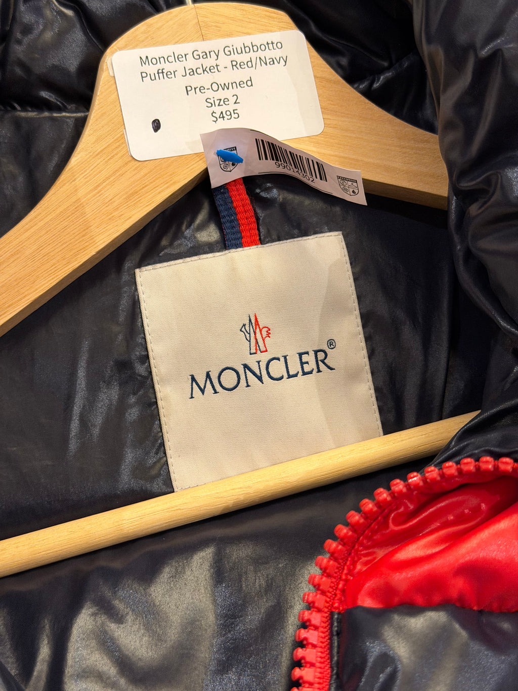 Moncler Gary Giubbotto
Puffer Jacket - Red/Navy