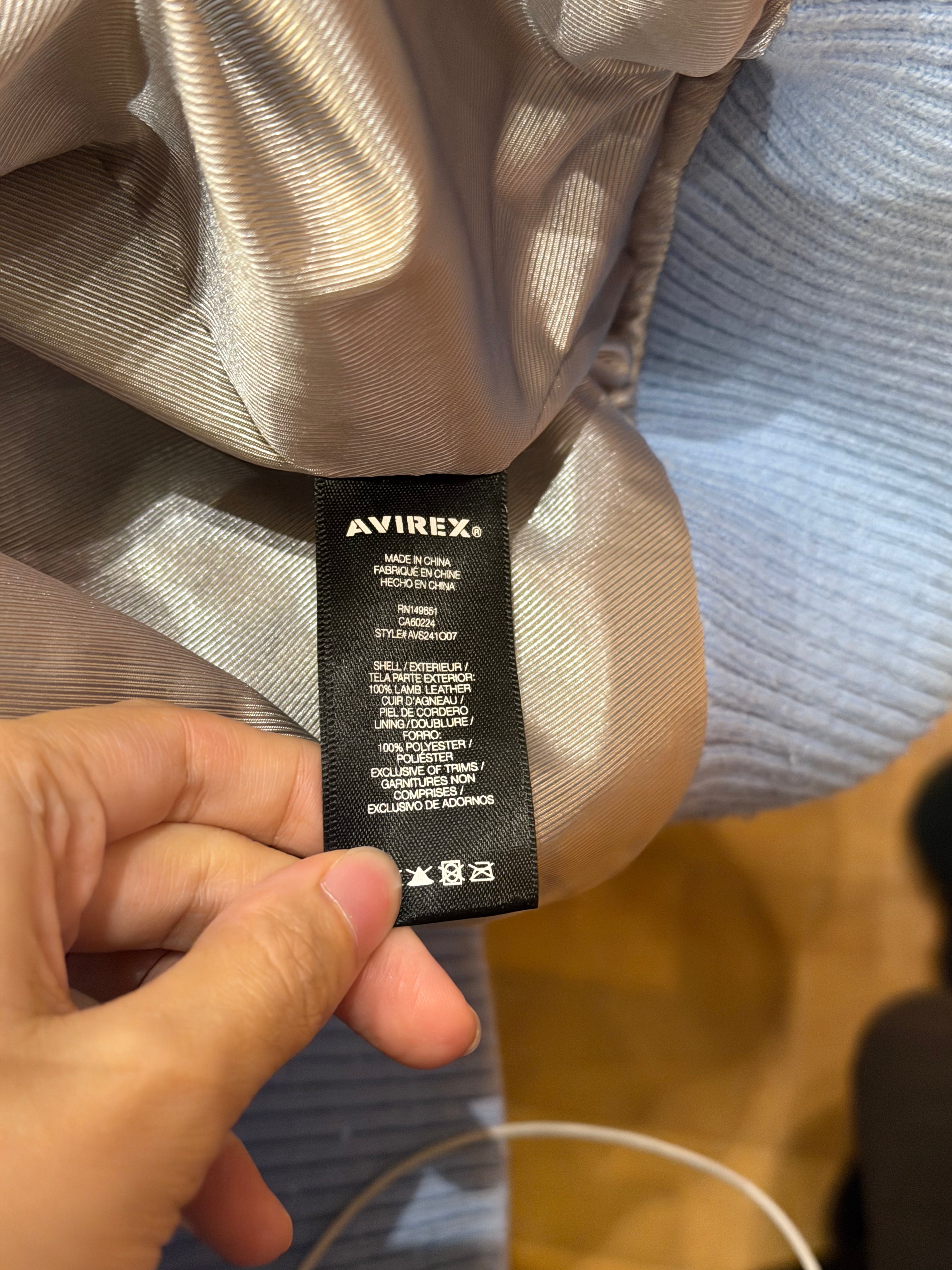 Avirex Legend Colorblock
Leather Bomber Jacket - Blue