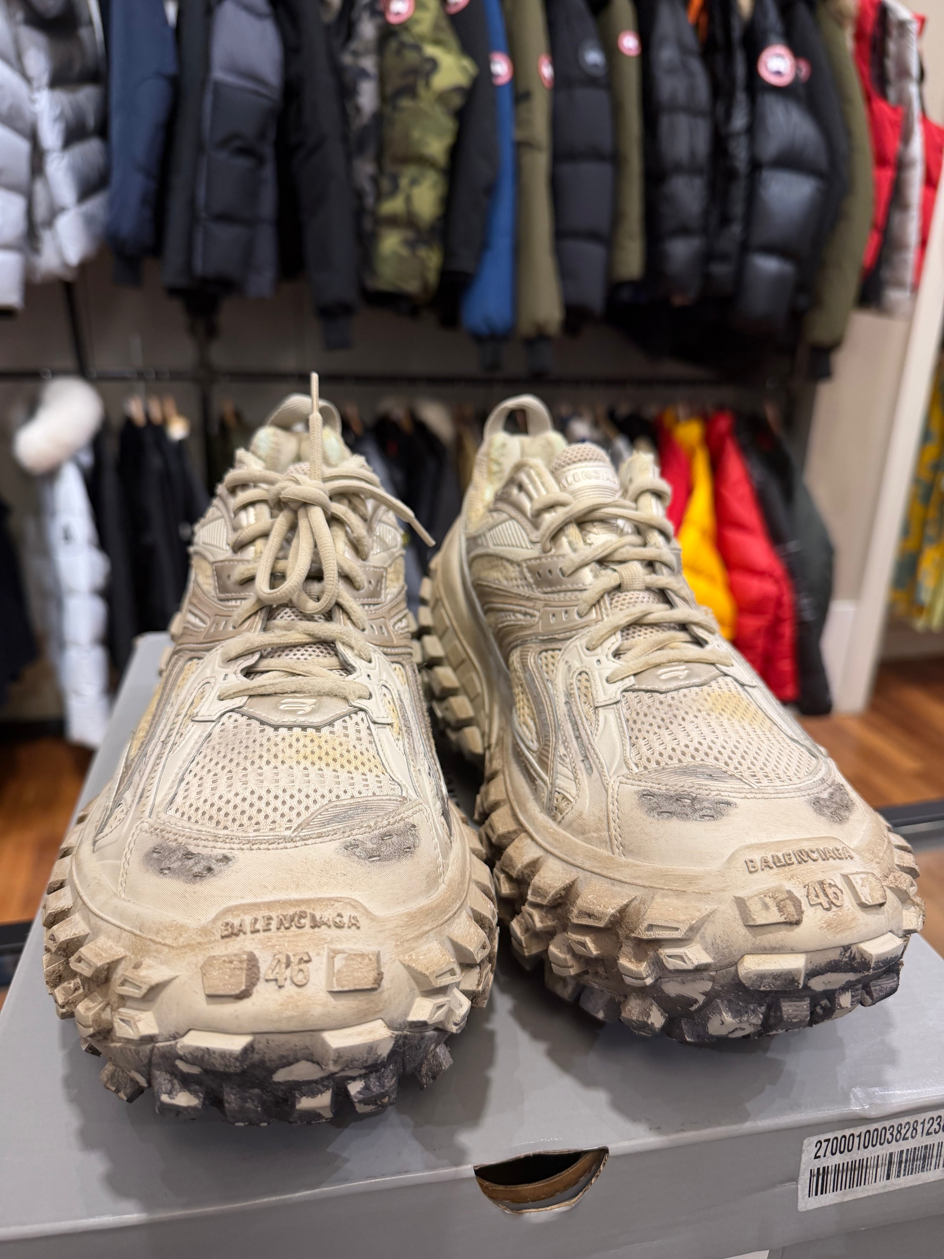 Balenciaga Defender/Bouncer Worn Out Sneaker - Beige Destroyed