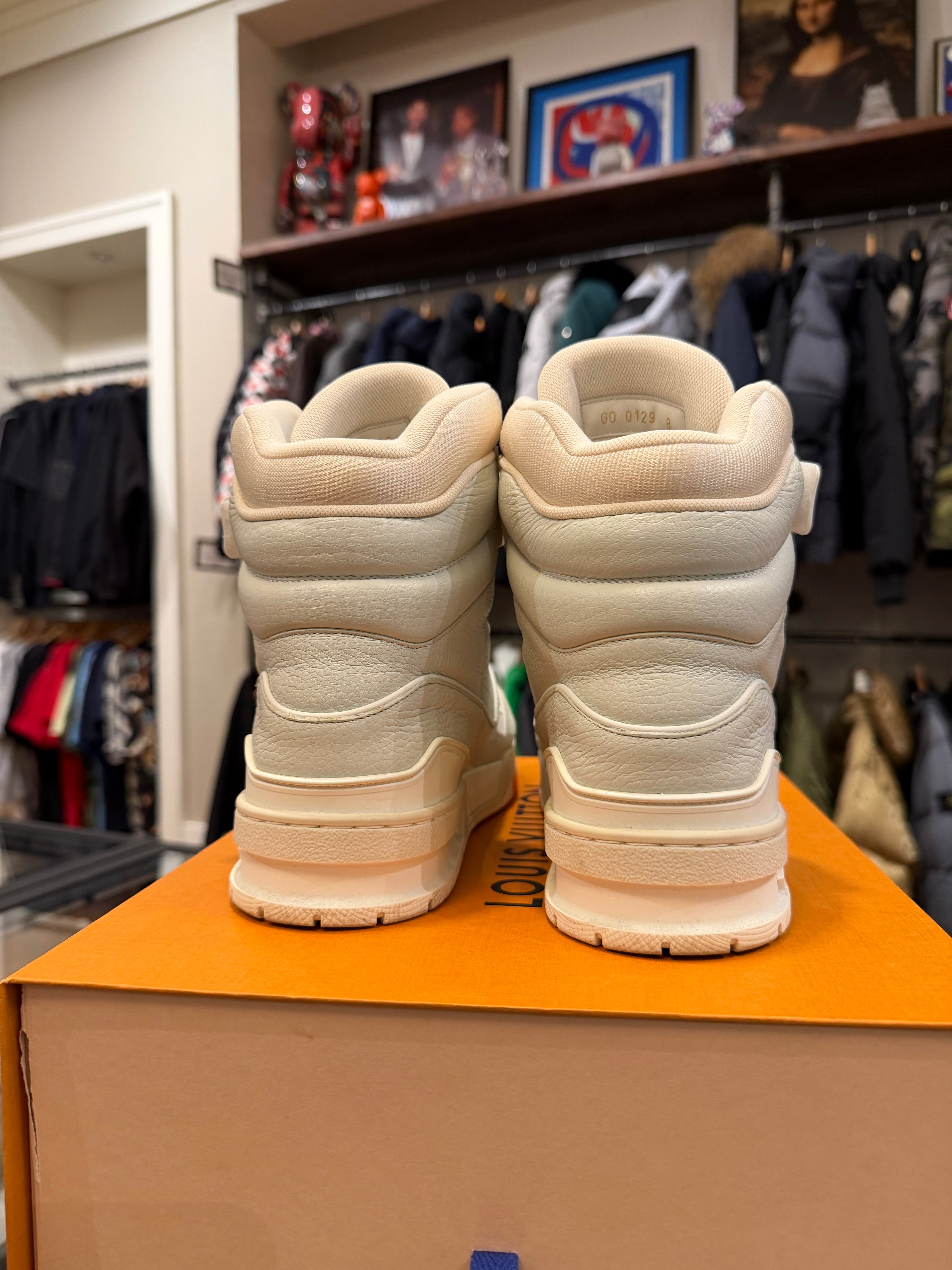 Louis Vuitton 408 Trainer High Top Sneaker - Grey/White