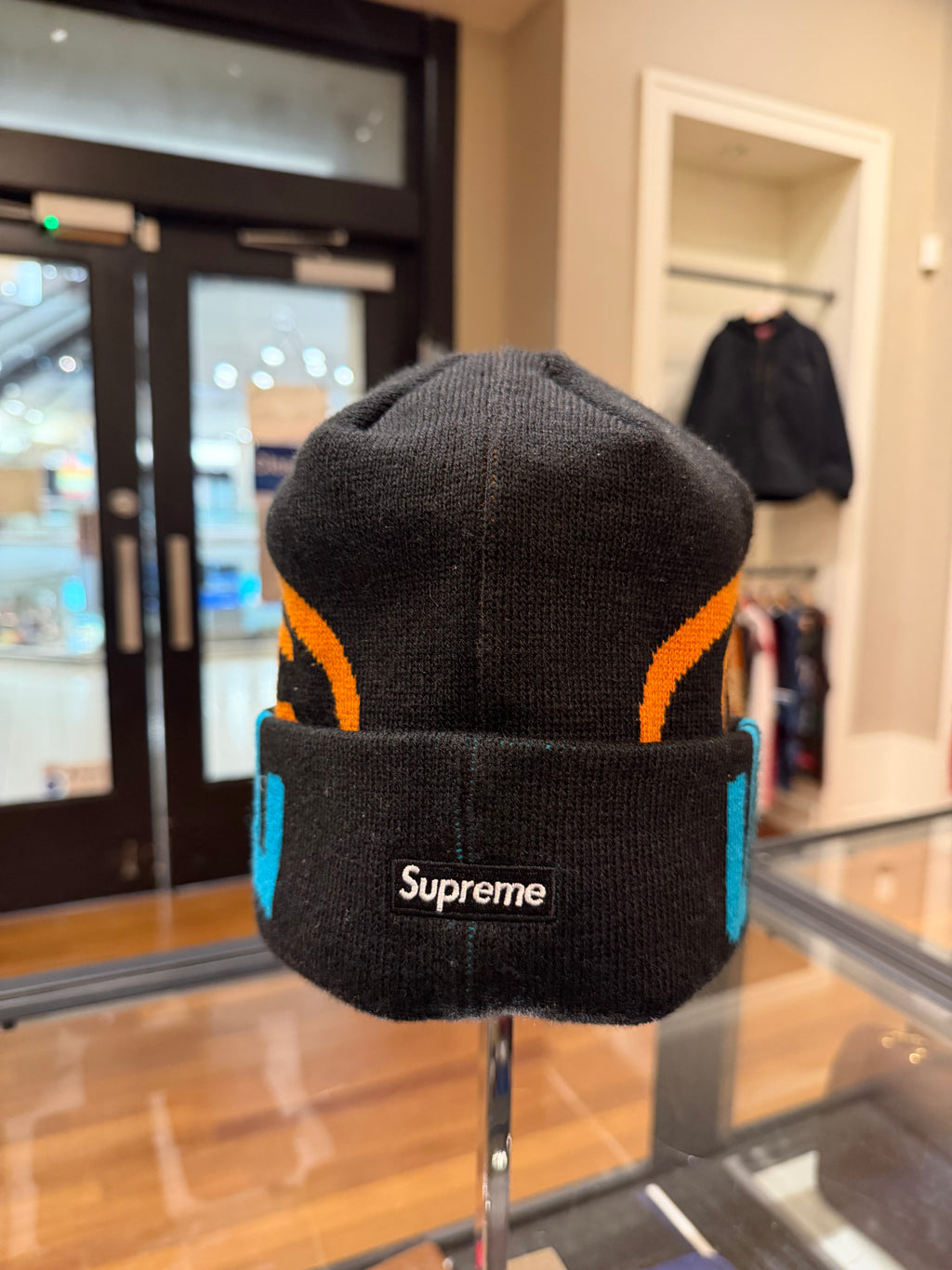 Supreme x New Era 2-Tone Logo Beanie (FW21)