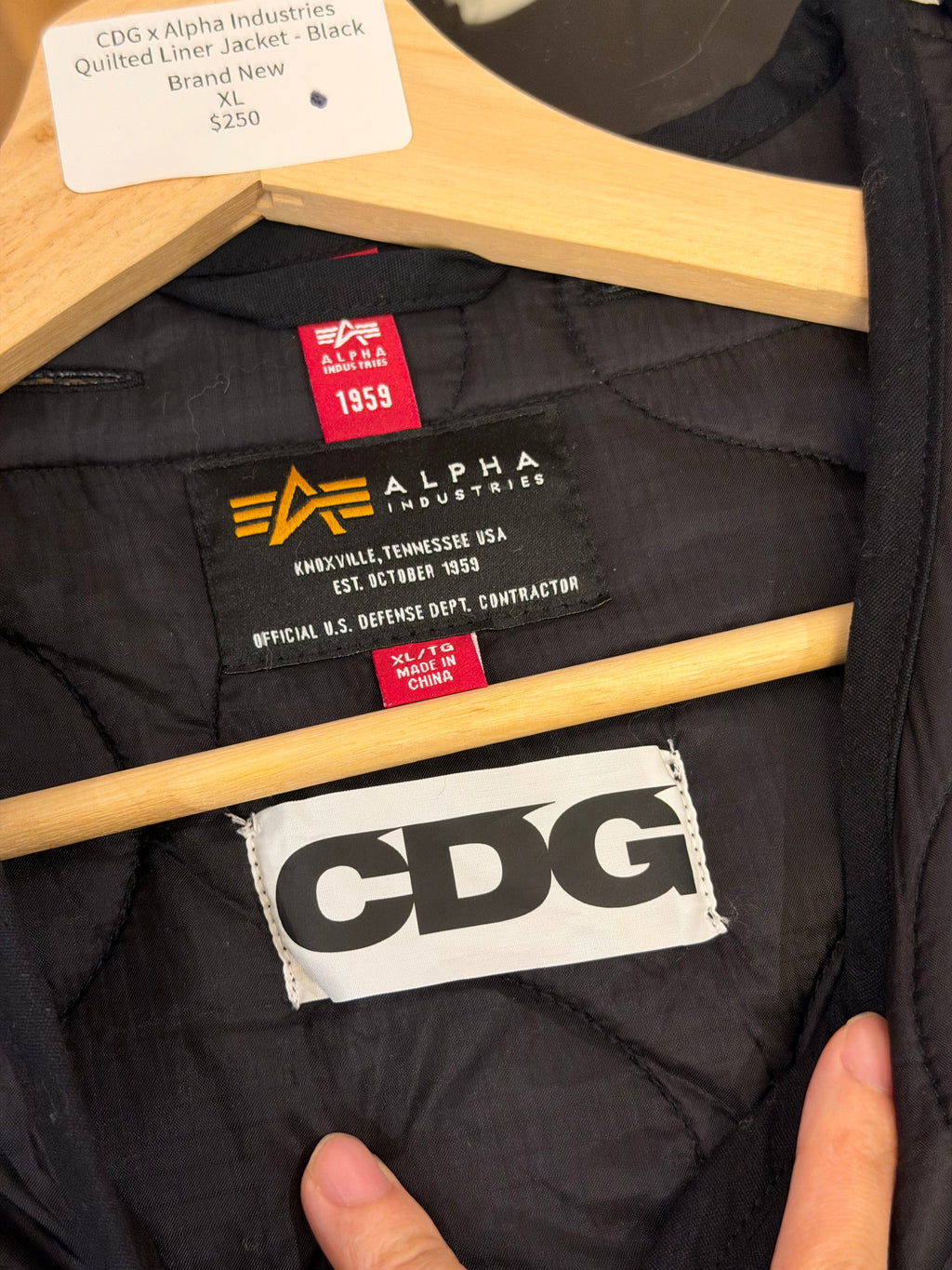 CDG x Alpha Industries
Quilted Liner Jacket - Black