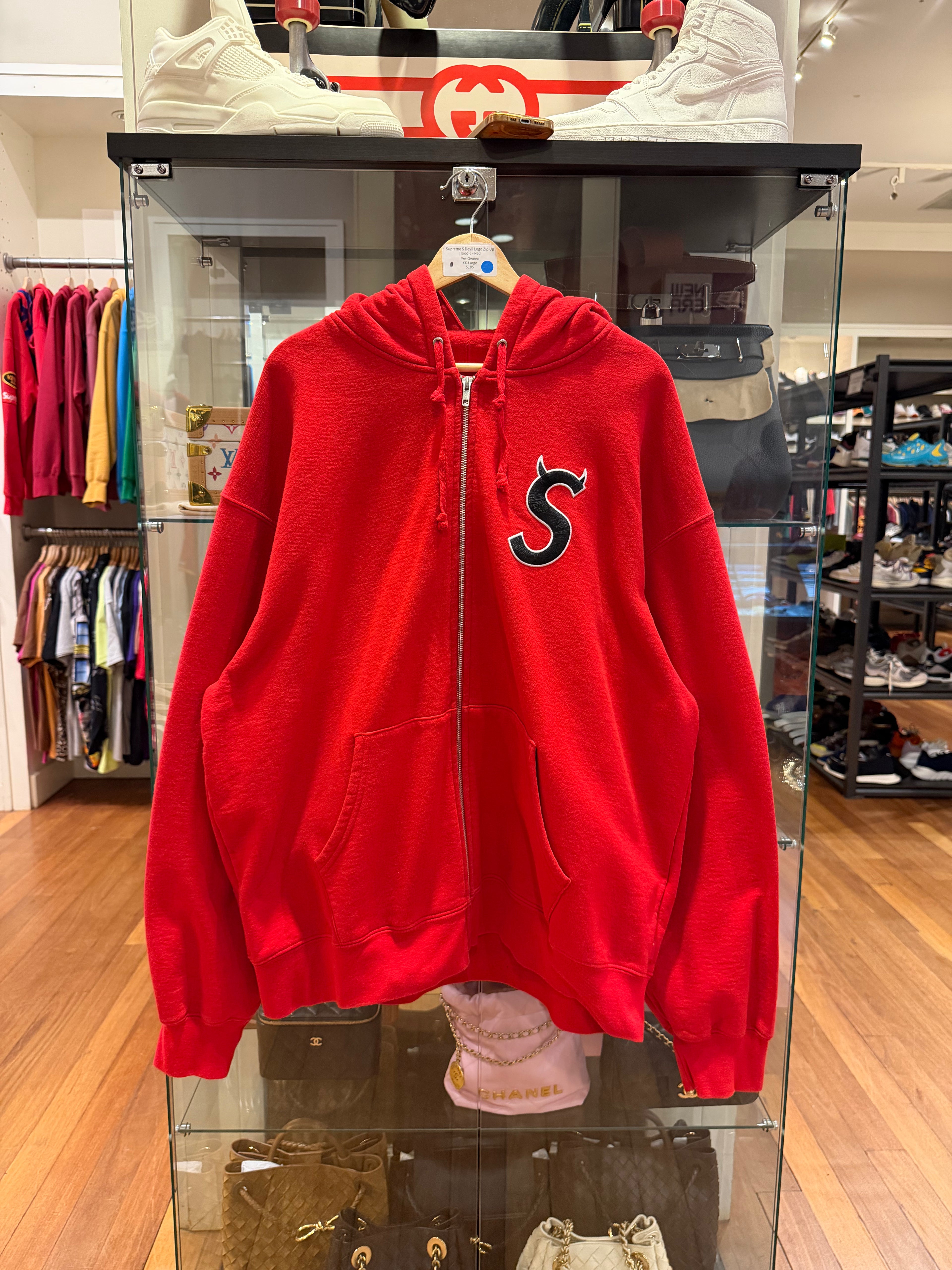 Supreme S Devil Logo ZIp Up
Hoodie - Red