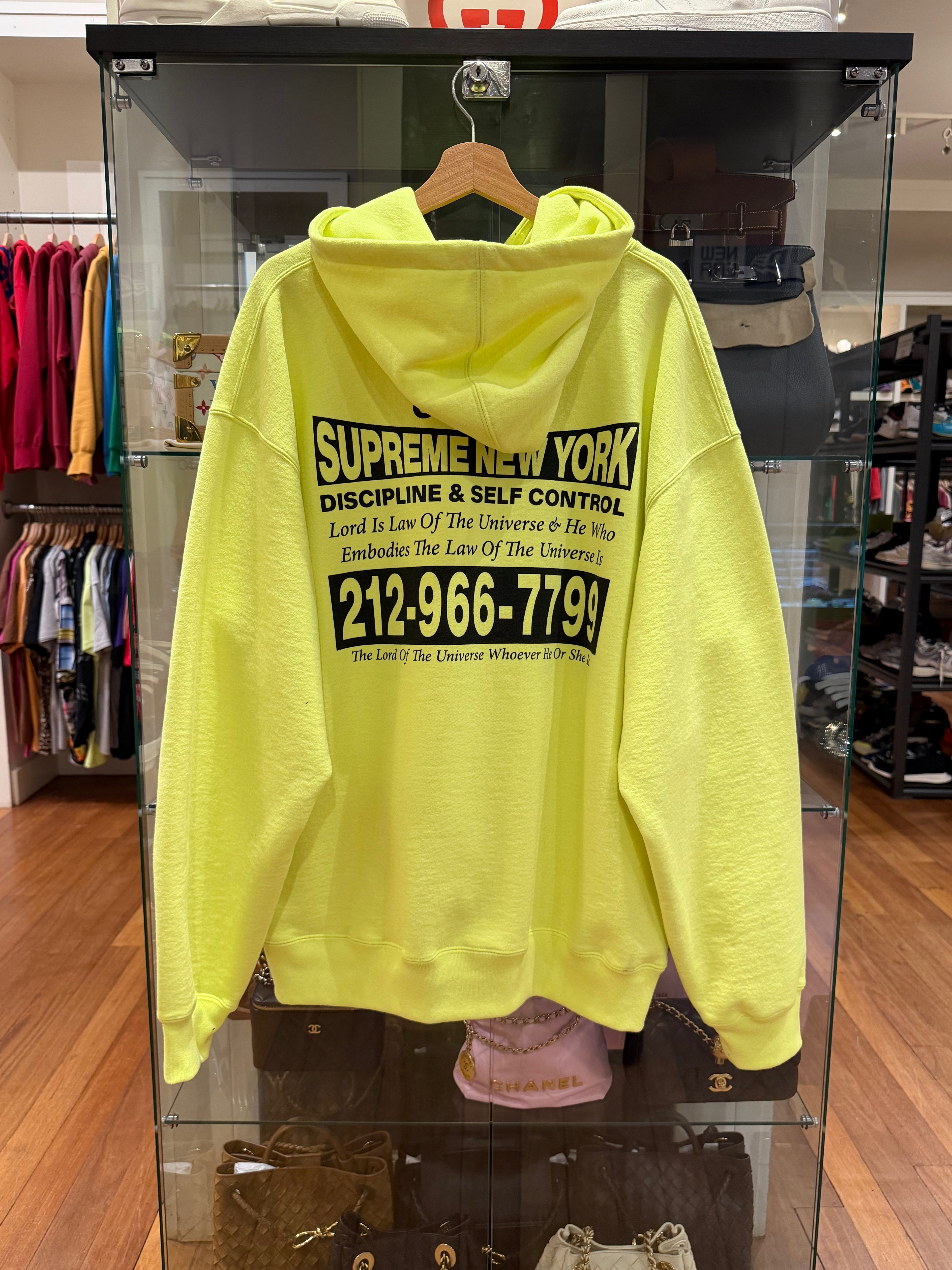 Supreme 'On God' FW24
Hoodie - Neon Yellow