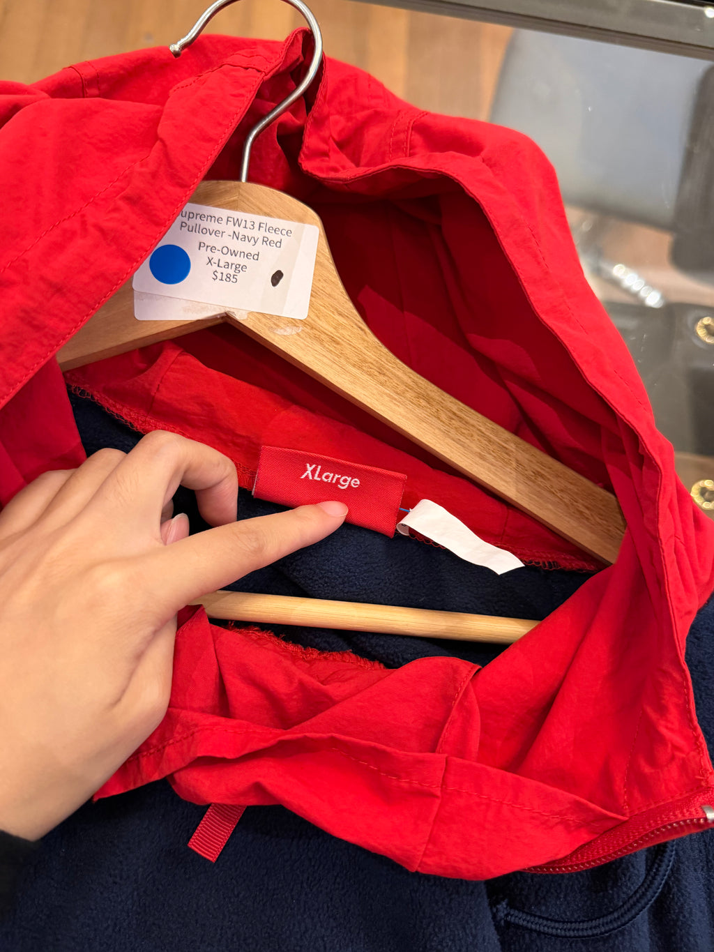 Supreme FW13 Fleece
Pullover -Navy Red