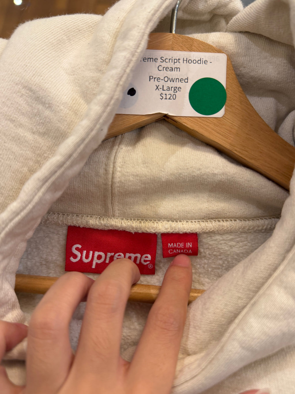 Supreme Script Hoodie -
Cream
