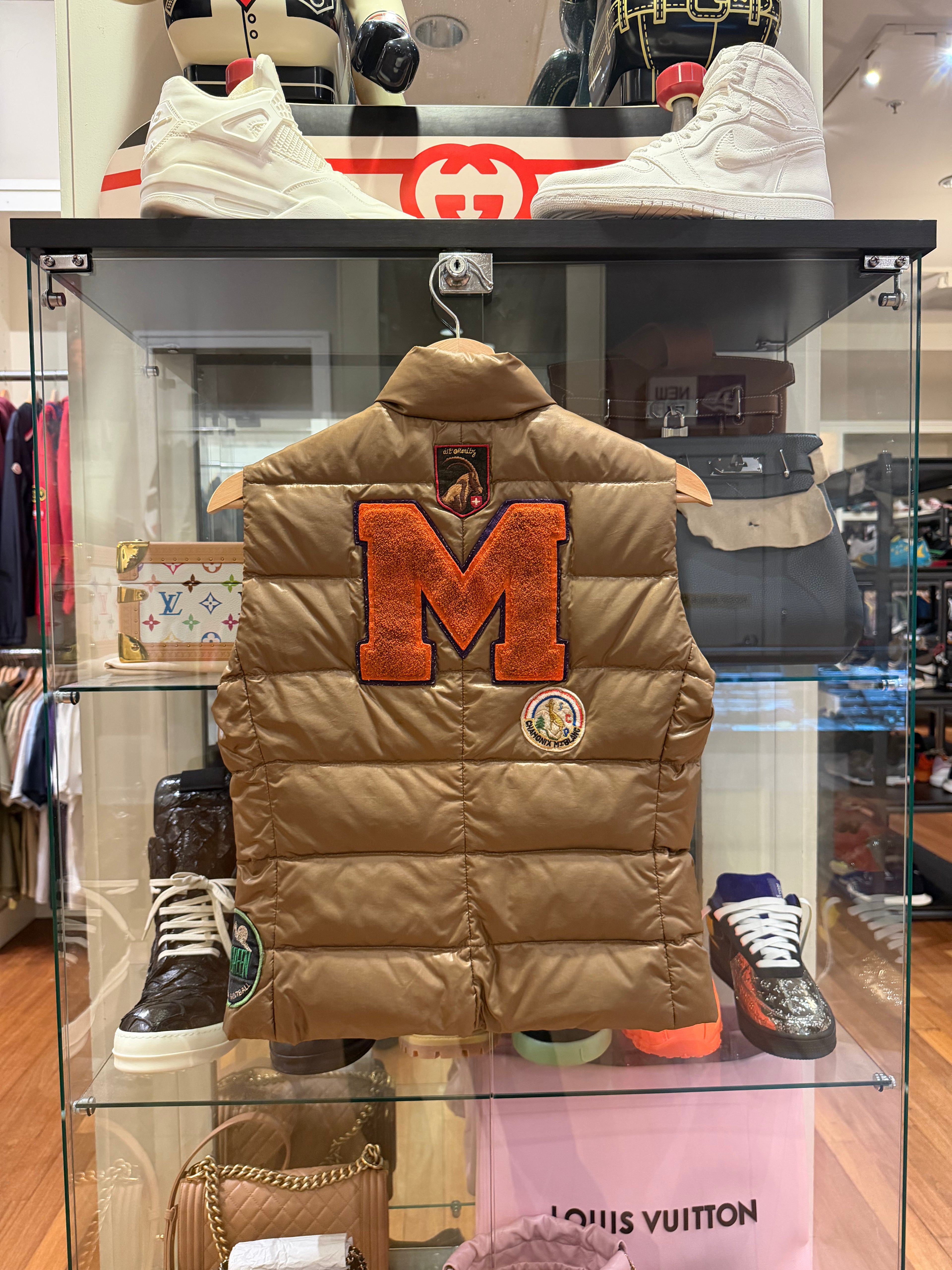 Moncler Karakorum Patch
Vest Beige- WMNS