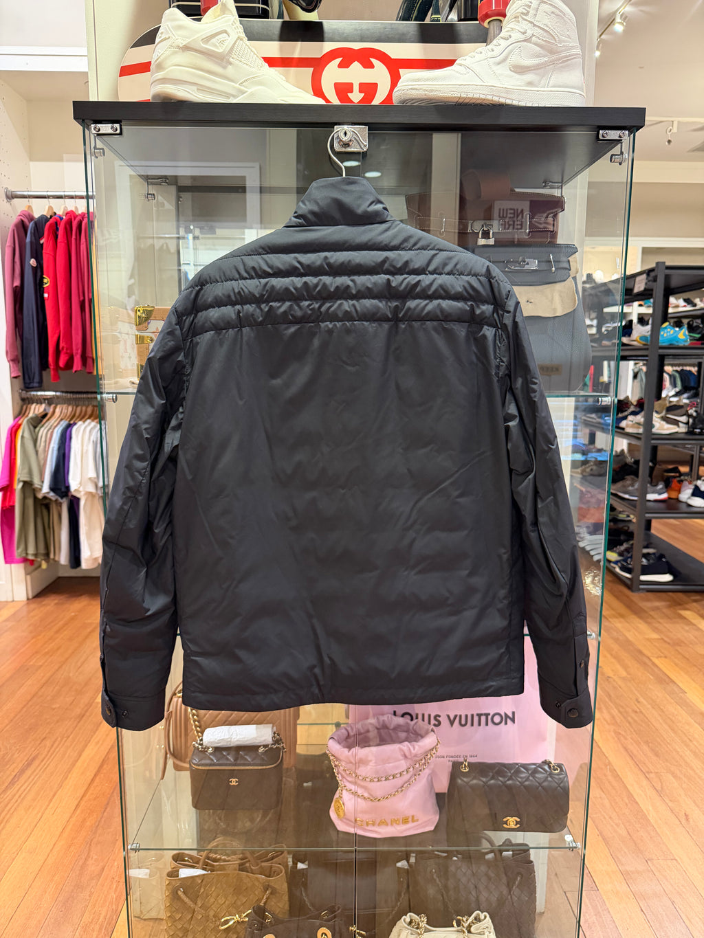 Moncler Vnorviane Giubotto
Down Jacket - Black
