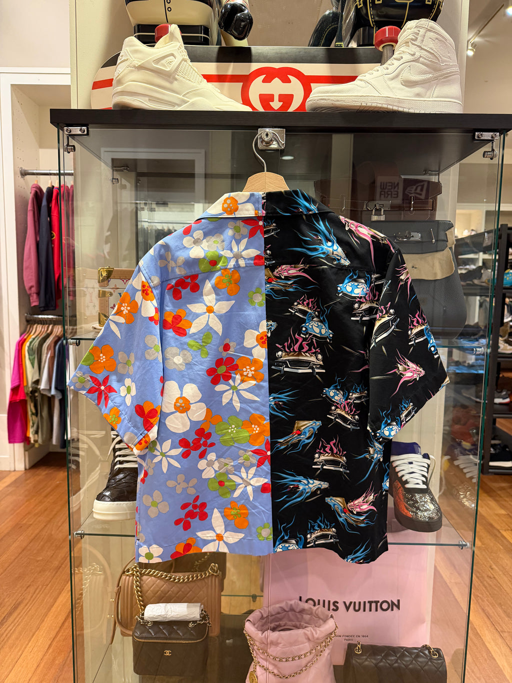 Prada Double Match Bowling
Shirt - Floral/FlamingCar