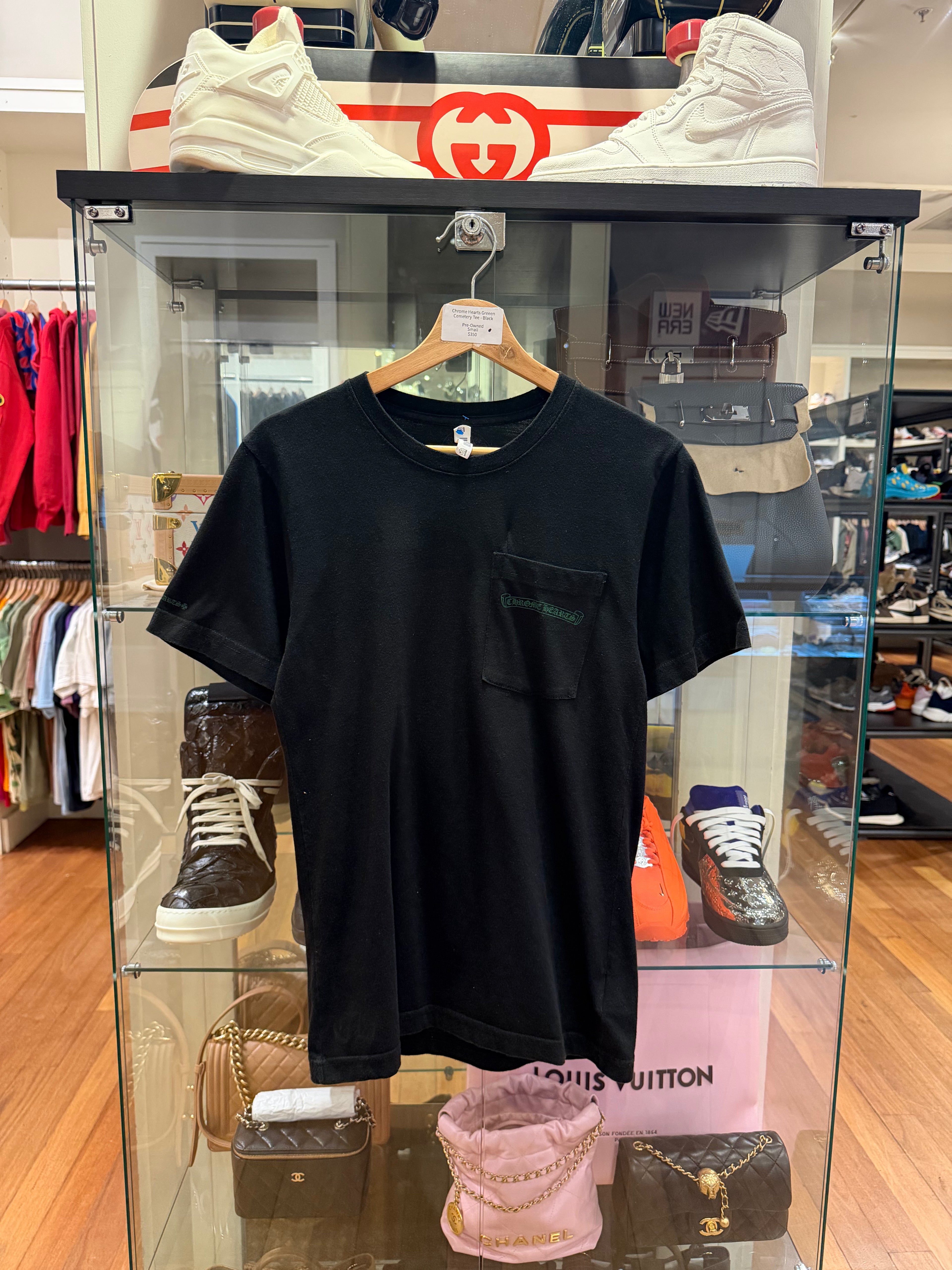 Chrome Hearts Greeen
Cemetery Tee - Black